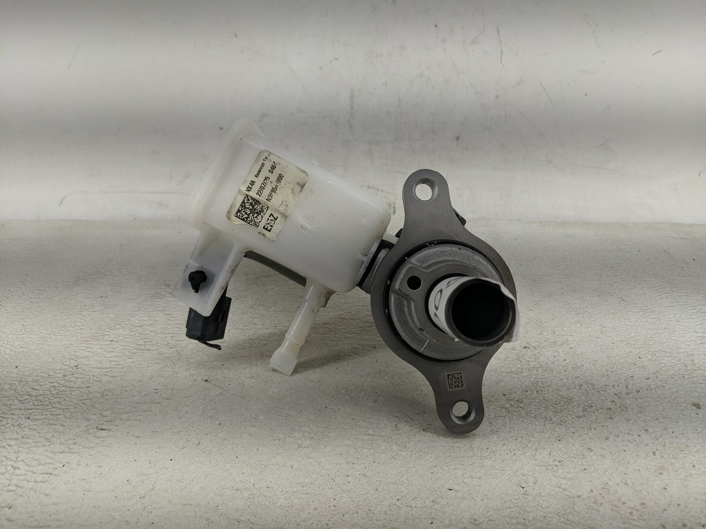 Kia Sportage Brake Master Cylinder - Oemusedautoparts1.com