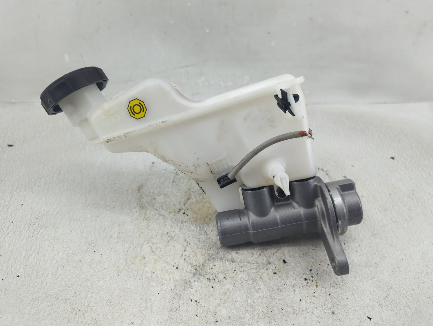 Kia Sportage Power Brake Booster Oem - Oemusedautoparts1.com