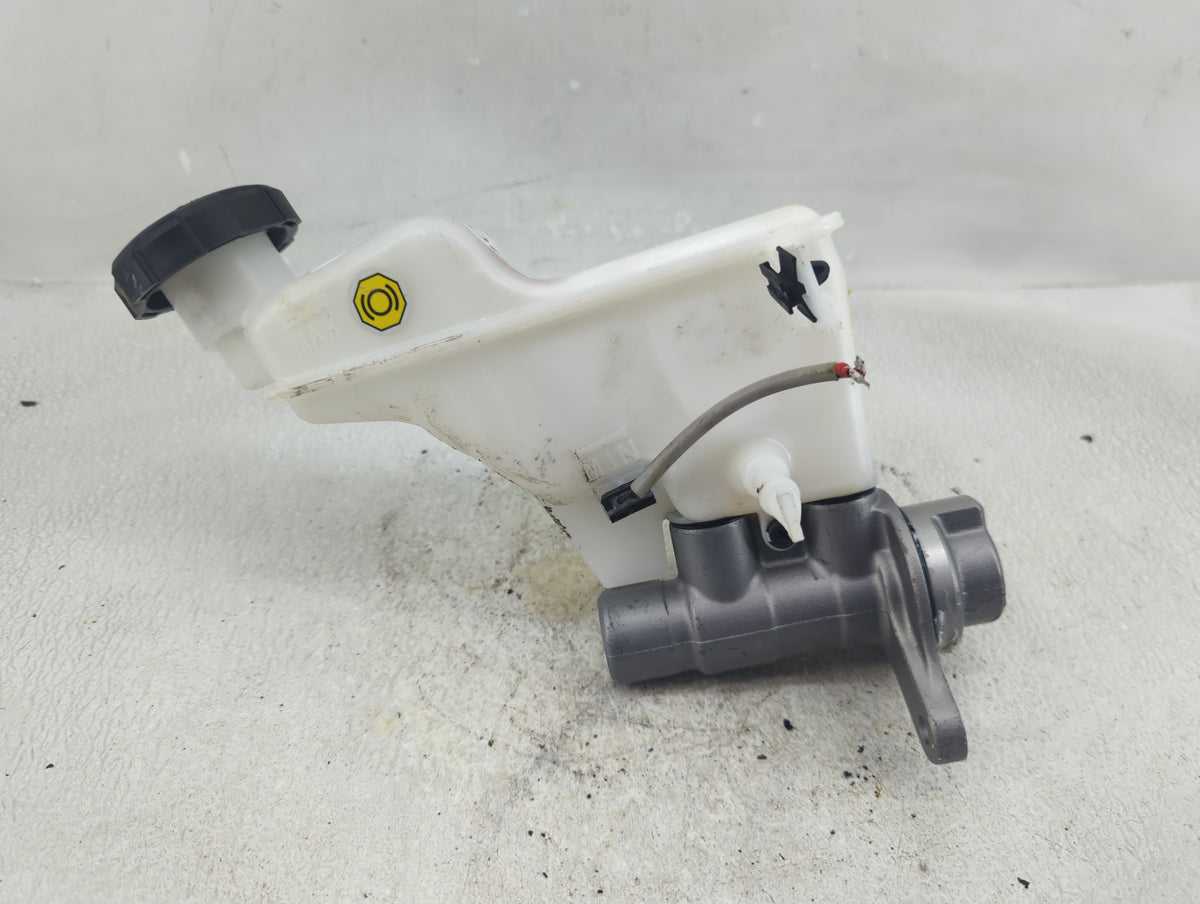 Kia Sportage Power Brake Booster Oem 1290503 - Oemusedautoparts1.com