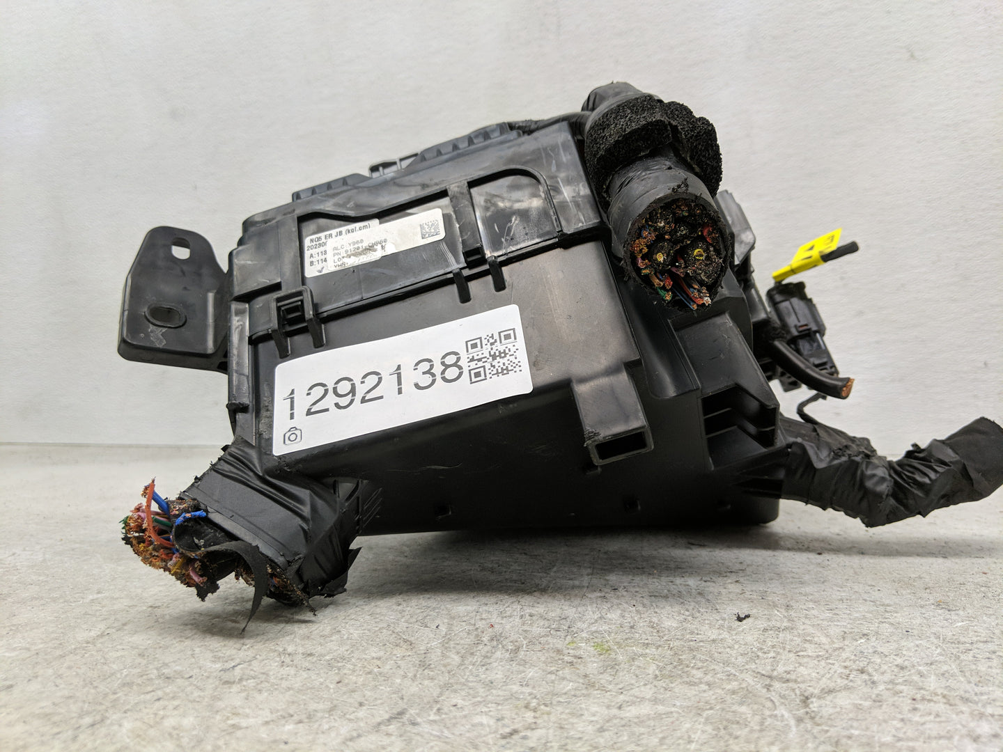2023 Kia Sportage Fusebox Fuse Box Panel Relay Module Fits OEM Used Auto Parts - Oemusedautoparts1.com