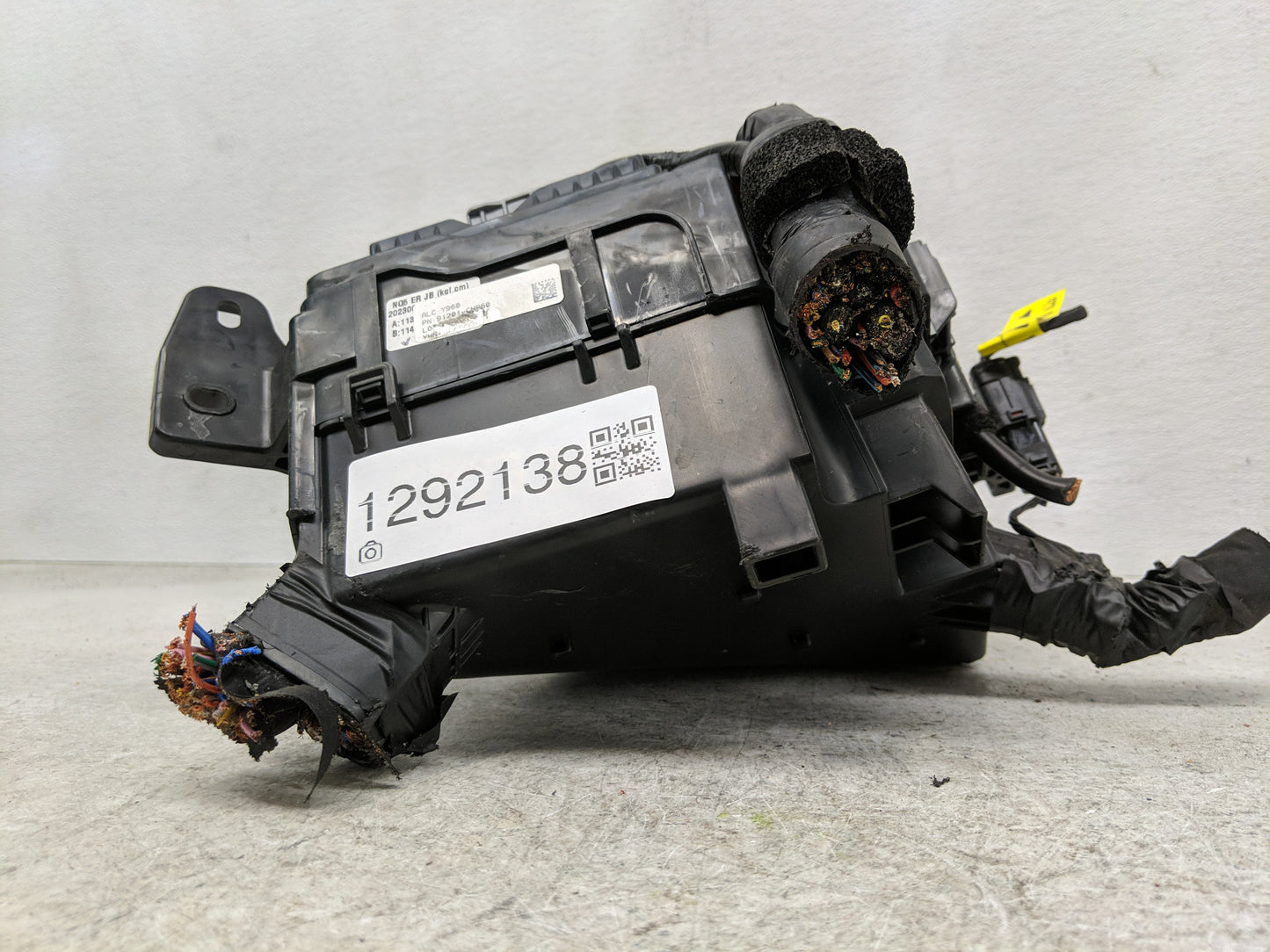 2023 Kia Sportage Fusebox Fuse Box Panel Relay Module Fits OEM Used Auto Parts - Oemusedautoparts1.com
