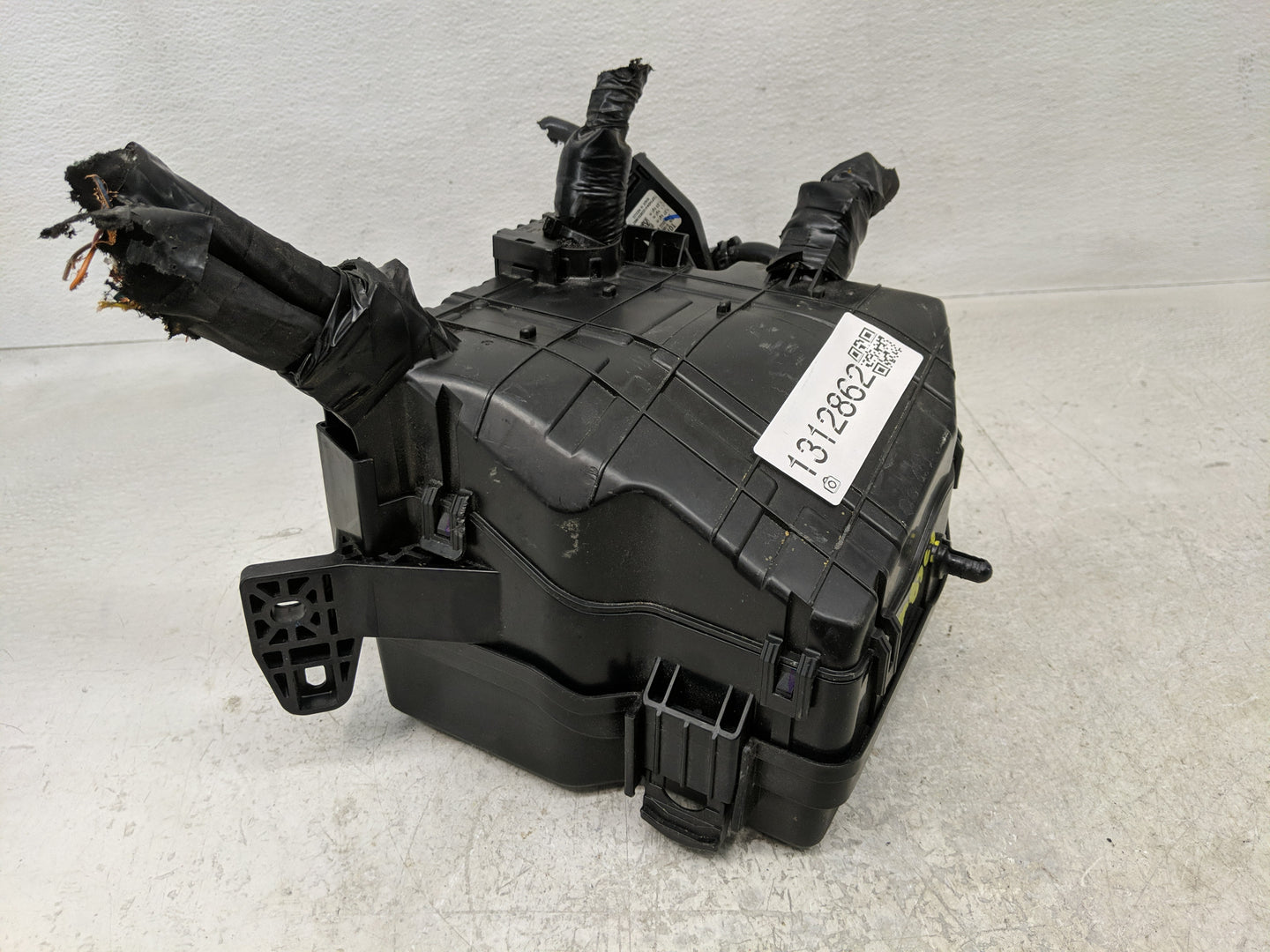 2023 Kia Sportage Fusebox Fuse Box Panel Relay Module P/N:91959-DW010 Fits OEM Used Auto Parts - Oemusedautoparts1.com