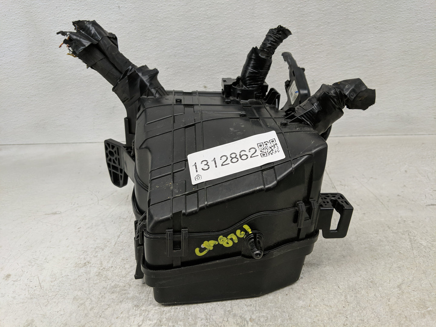 2023 Kia Sportage Fusebox Fuse Box Panel Relay Module P/N:91959-DW010 Fits OEM Used Auto Parts - Oemusedautoparts1.com