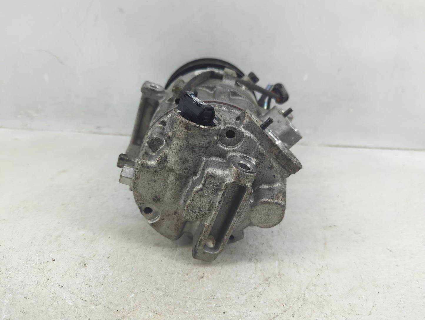 Kia Sportage Air Conditioning A/c Ac Compressor Oem - Oemusedautoparts1.com