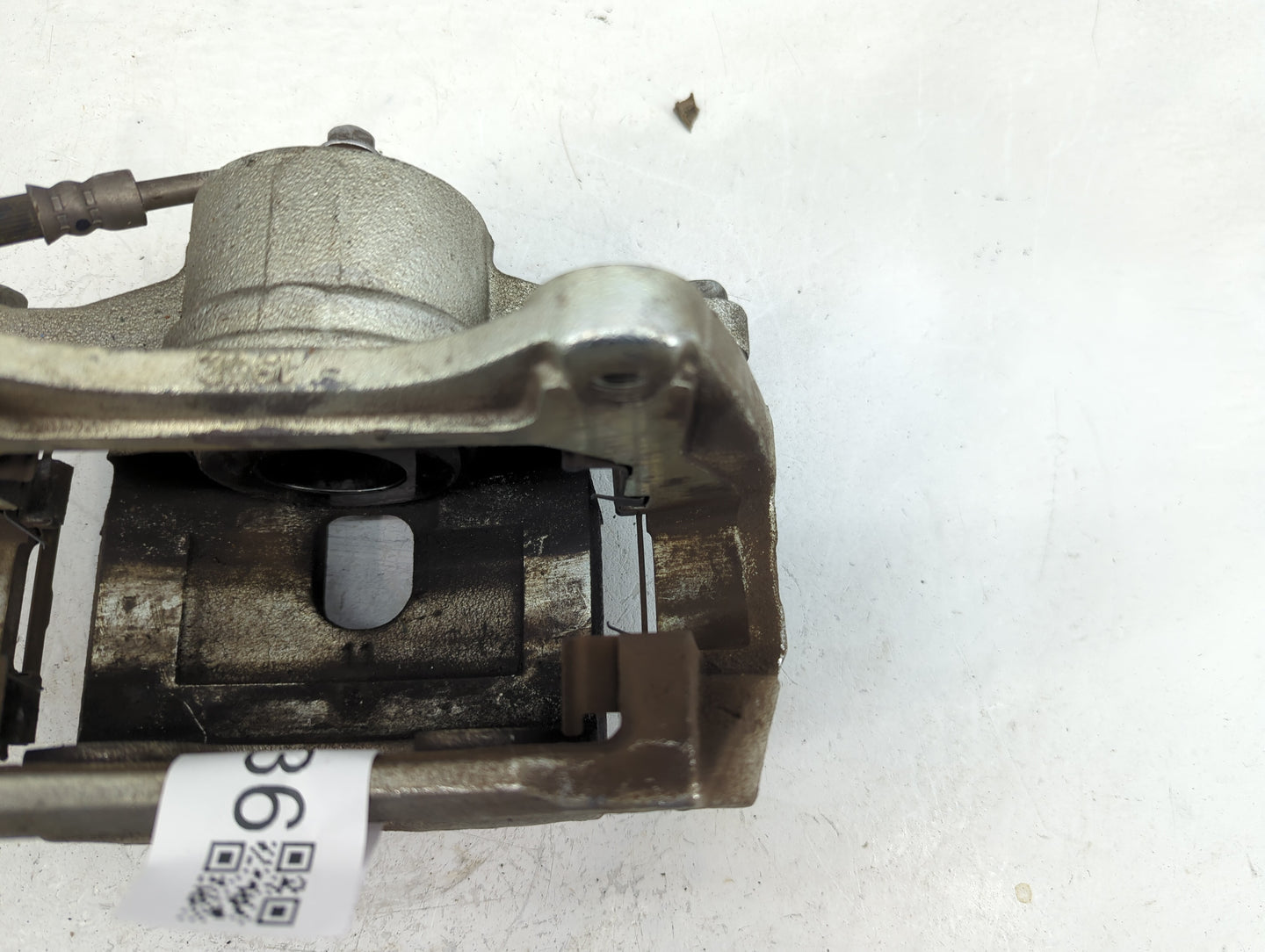 2023 Kia Sportage Front Driver Left Brake Caliper - Oemusedautoparts1.com