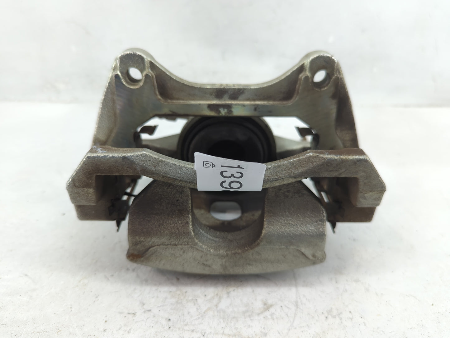 2023 Kia Sportage Front Driver Left Brake Caliper - Oemusedautoparts1.com