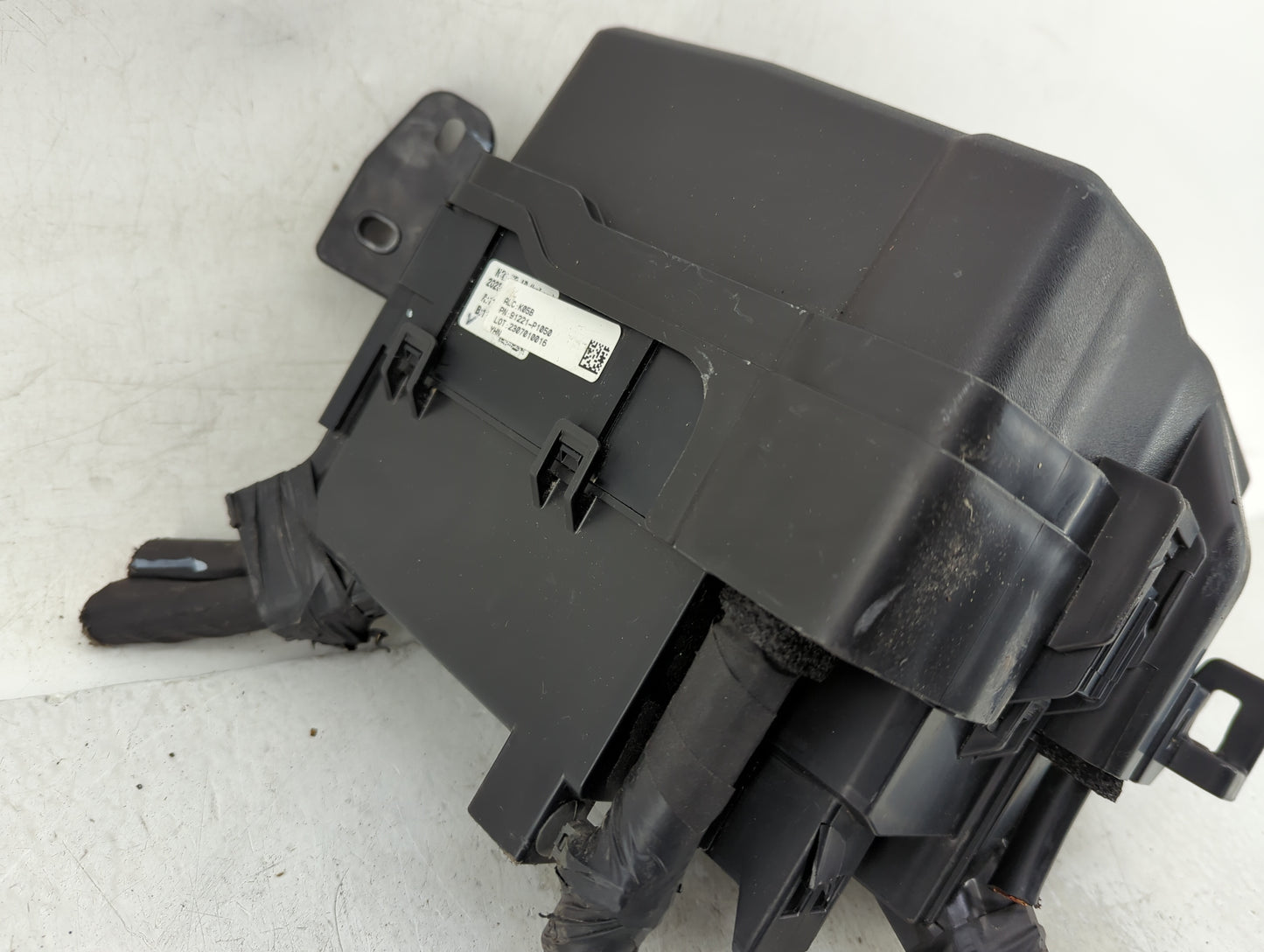 2023 Kia Sportage Fusebox Fuse Box Panel Relay Module Fits OEM Used Auto Parts - Oemusedautoparts1.com