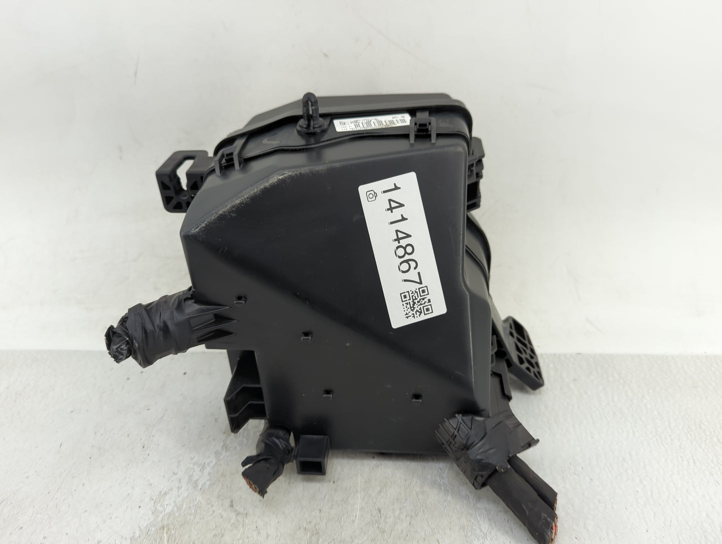 2023 Kia Sportage Fusebox Fuse Box Panel Relay Module Fits OEM Used Auto Parts - Oemusedautoparts1.com