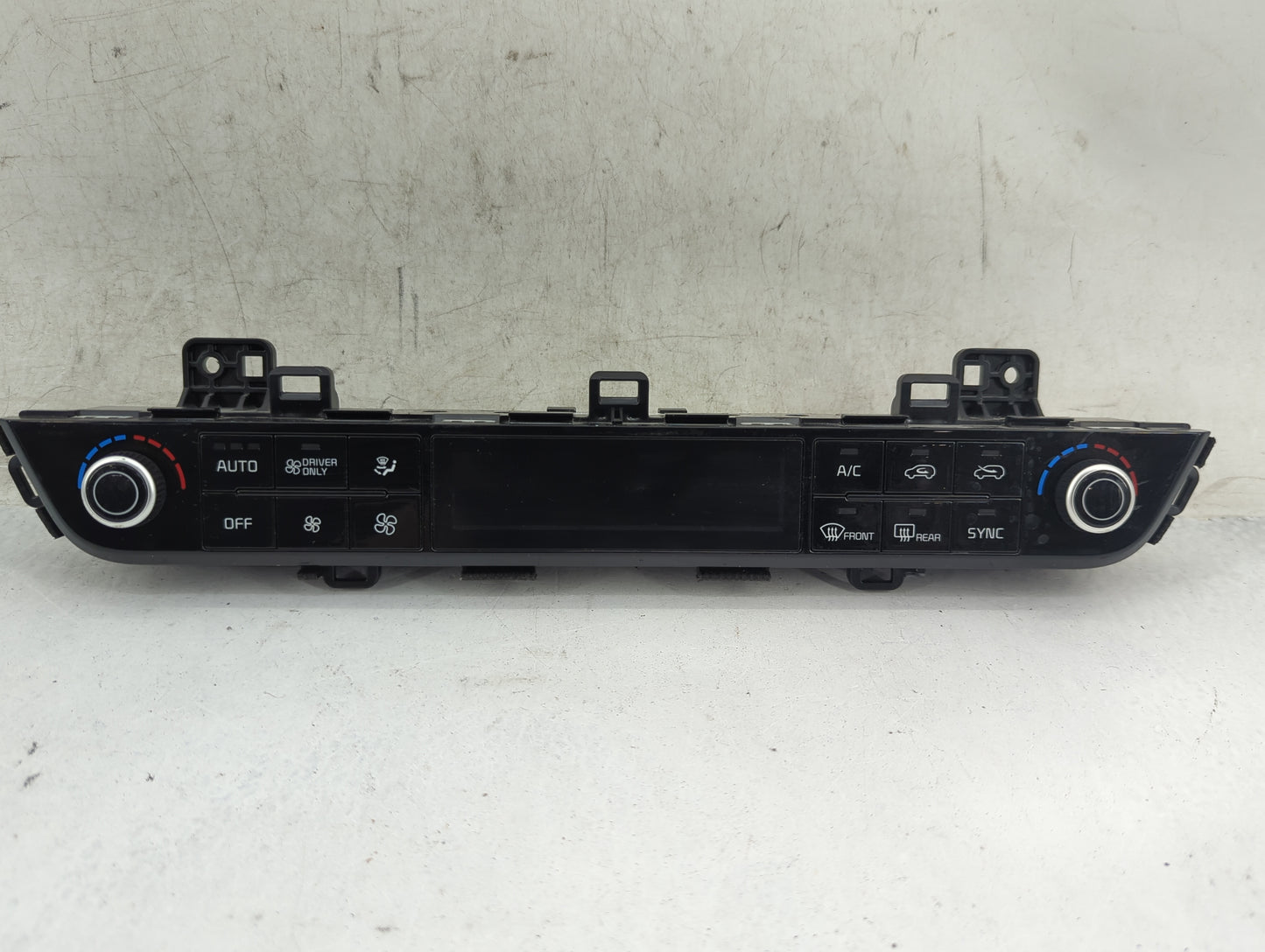 2023 Kia Sportage Climate Control Module Temperature AC/Heater Replacement Fits OEM Used Auto Parts - Oemusedautoparts1.com