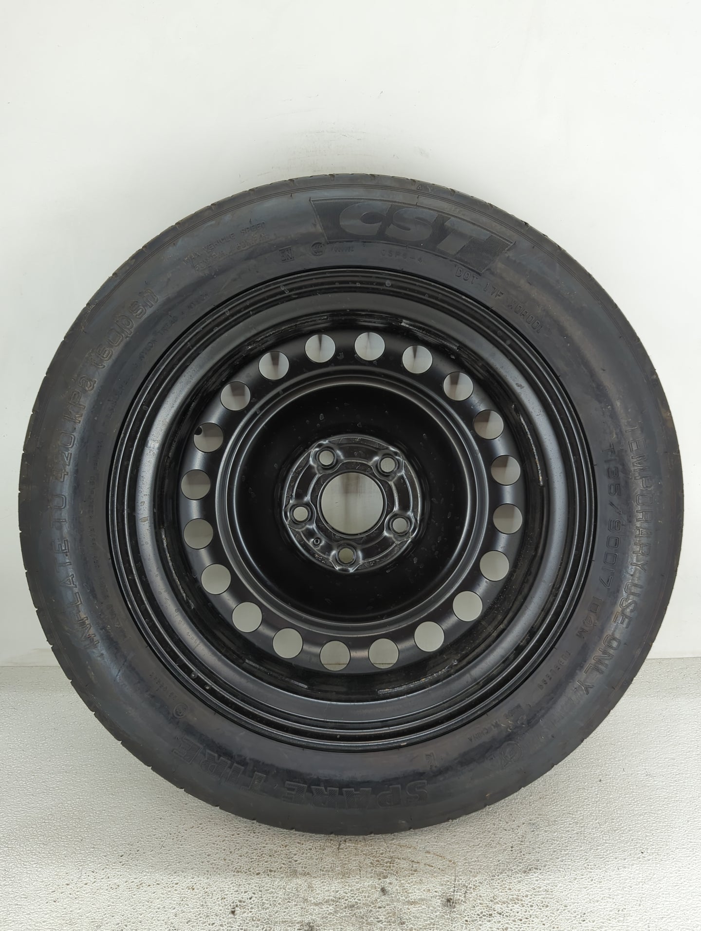 Kia Sportage Spare Donut Tire Wheel Rim Oem 1461749 - Oemusedautoparts1.com