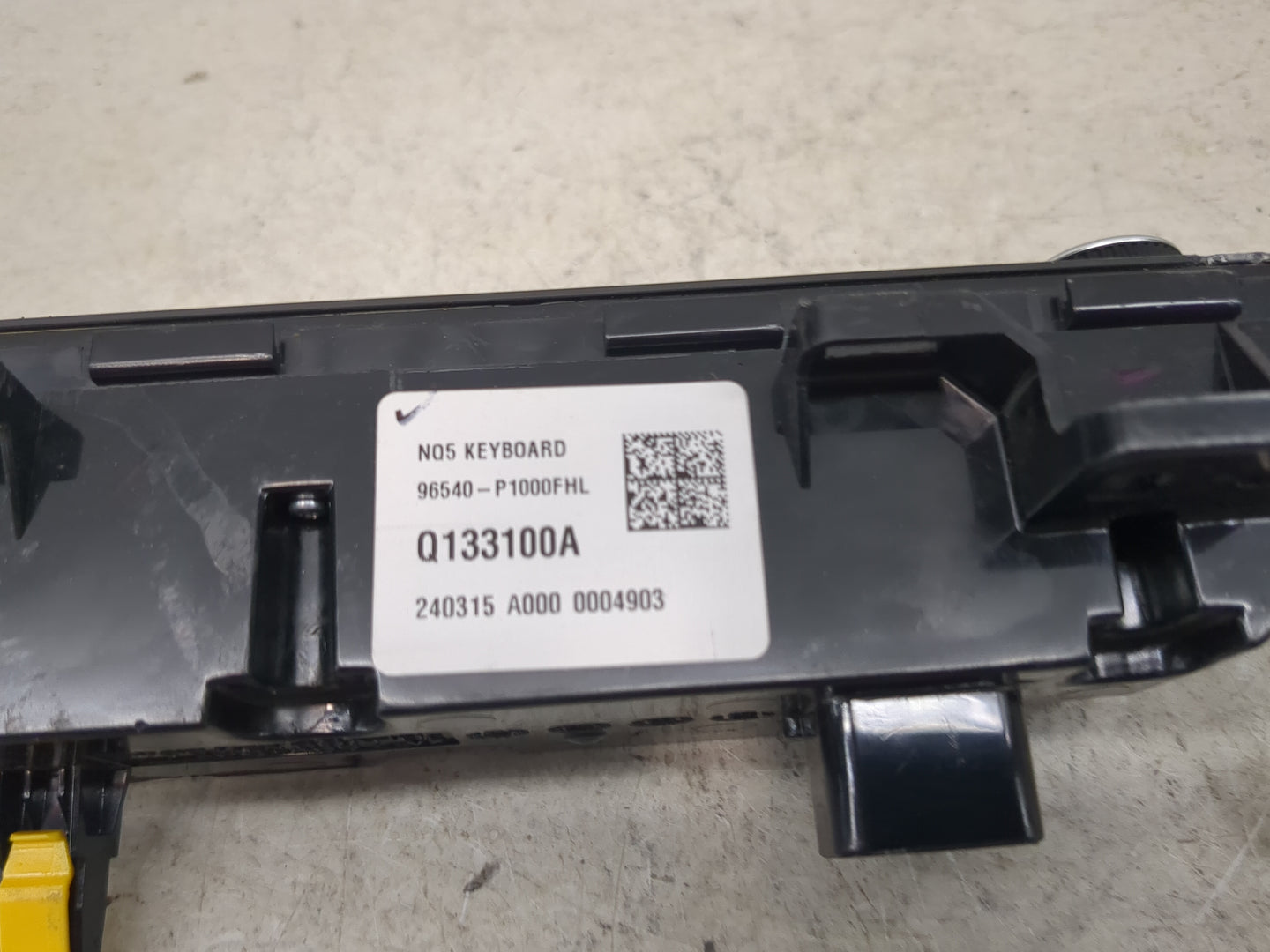 2023 Kia Sportage Radio Control Panel - Oemusedautoparts1.com