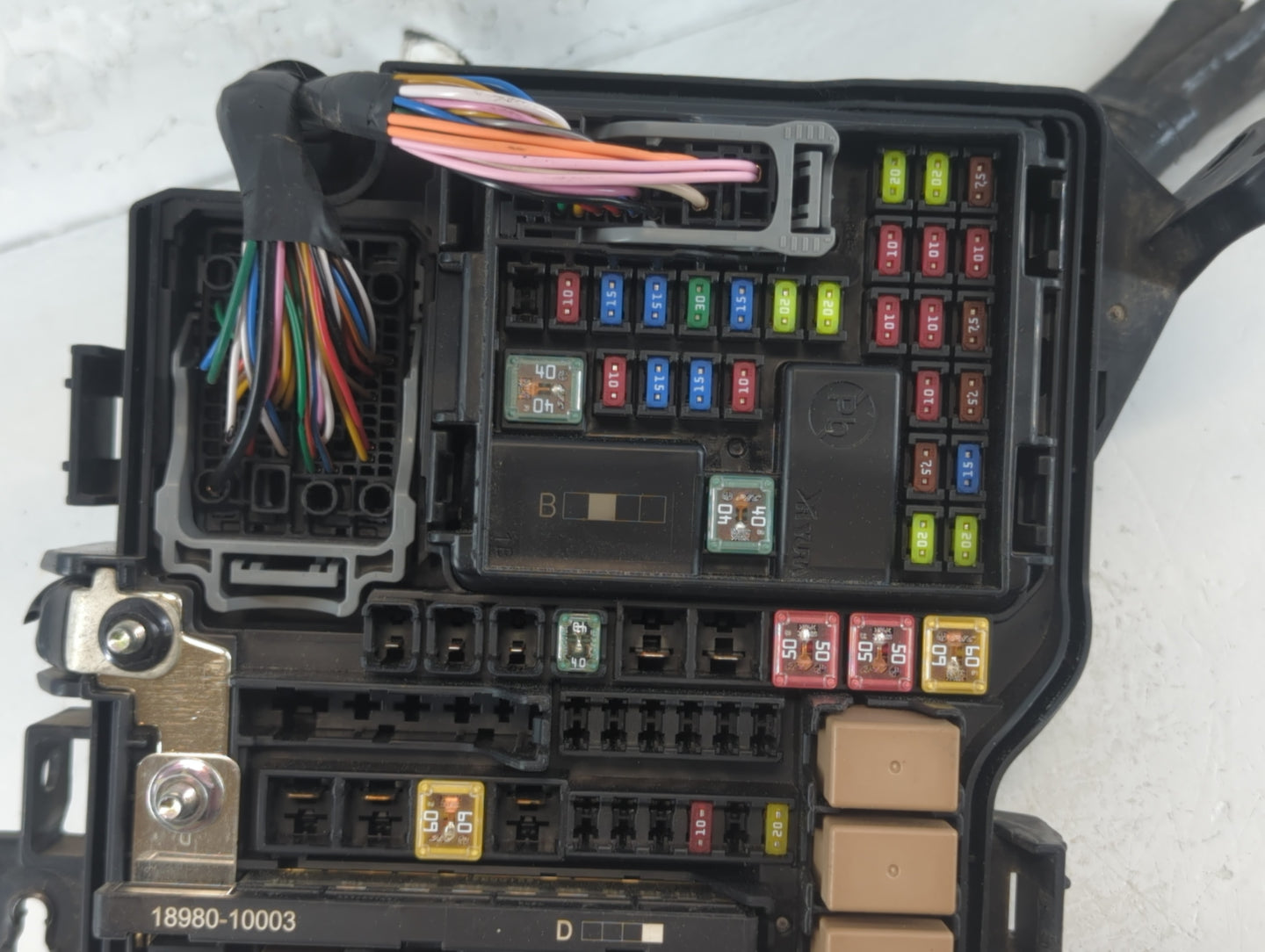 2023 Kia Sportage Fusebox Fuse Box Panel Relay Module P/N:91956-P1020 Fits OEM Used Auto Parts - Oemusedautoparts1.com