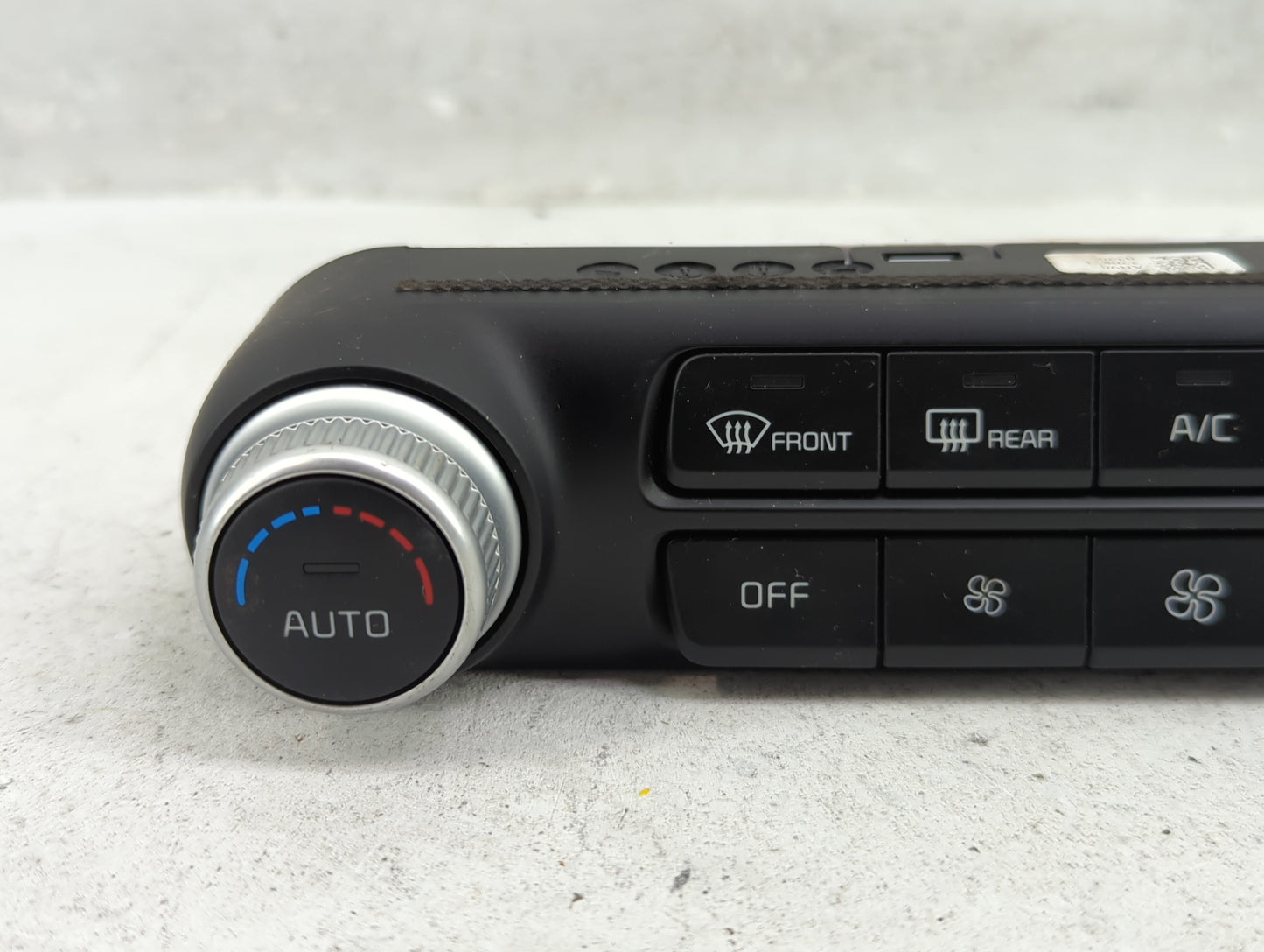 2018-2020 Kia Stinger Climate Control Module Temperature AC/Heater Replacement P/N:97250-J5000 Fits Fits 2018 2019 2020 OEM 