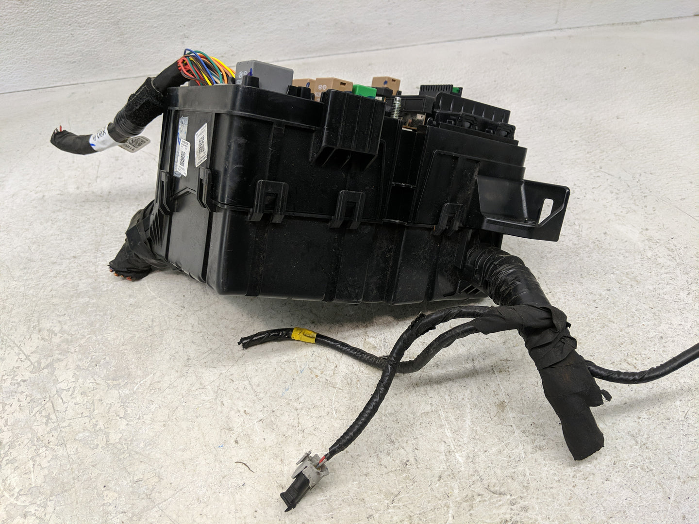 2023 Kia Telluride Fusebox Fuse Box Panel Relay Module P/N:91959-S9100 Fits OEM Used Auto Parts - Oemusedautoparts1.com