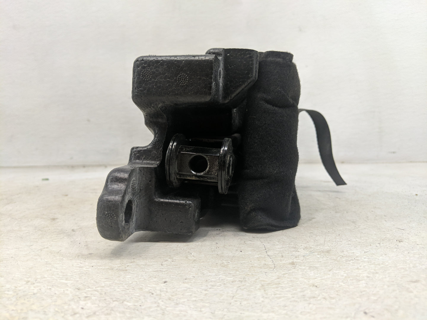 2023 Kia Telluride Spare Scissor Car Jack - Oemusedautoparts1.com