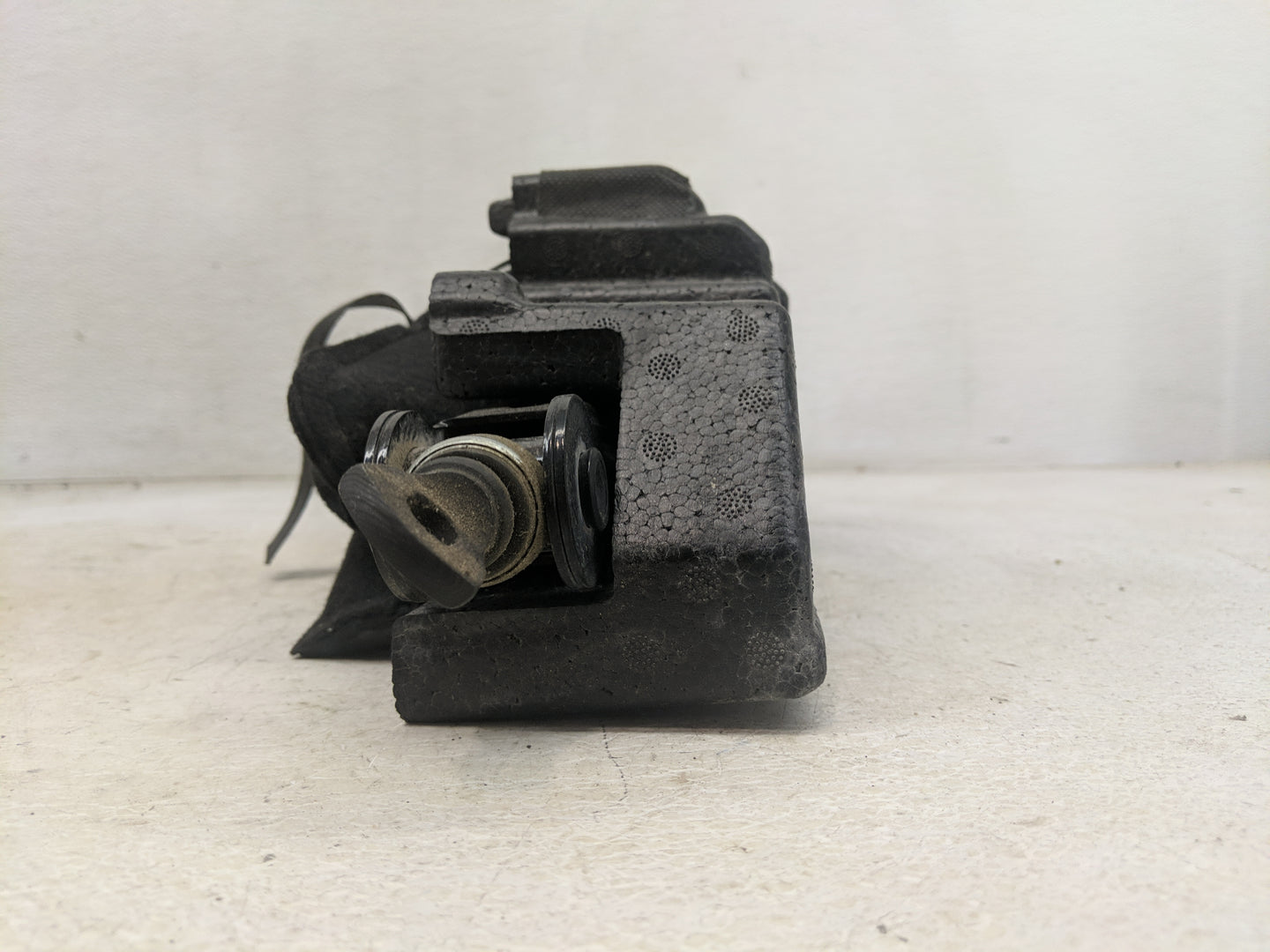 2023 Kia Telluride Spare Scissor Car Jack - Oemusedautoparts1.com