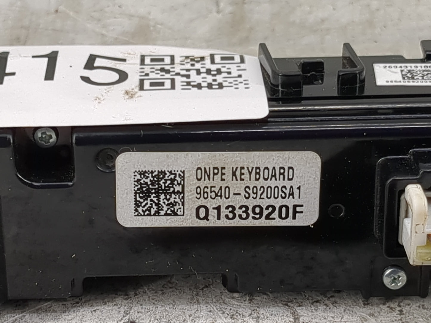 2023 Kia Telluride Radio Control Panel - Oemusedautoparts1.com