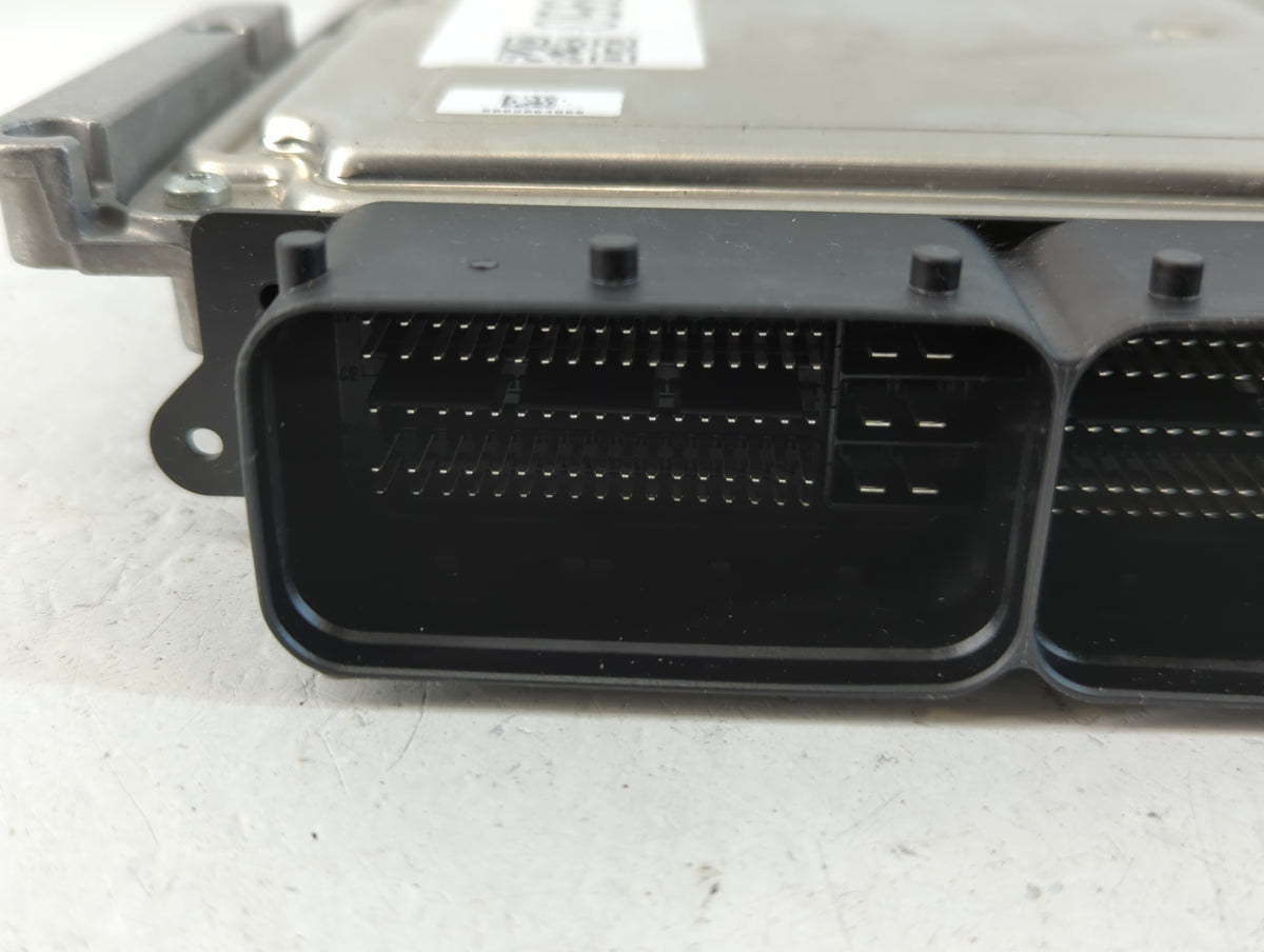 2023 Land Rover Discovery Sport PCM Engine Control Computer ECU ECM PCU OEM P/N:M8A2-14C568-CA OEM Used Auto Parts - Oemused