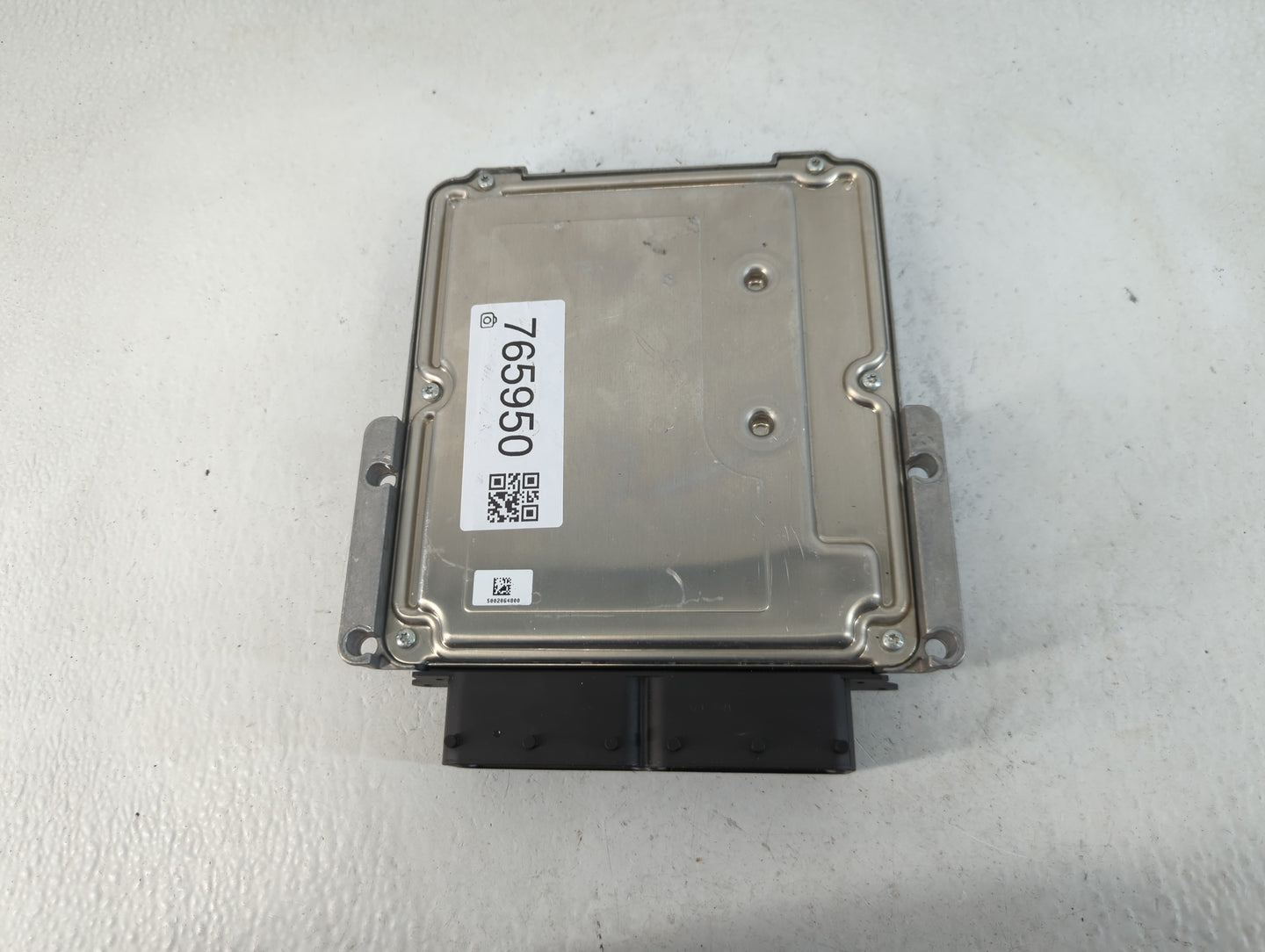 2023 Land Rover Discovery Sport PCM Engine Control Computer ECU ECM PCU OEM P/N:M8A2-14C568-CA Fits OEM Used Auto Parts - Oe