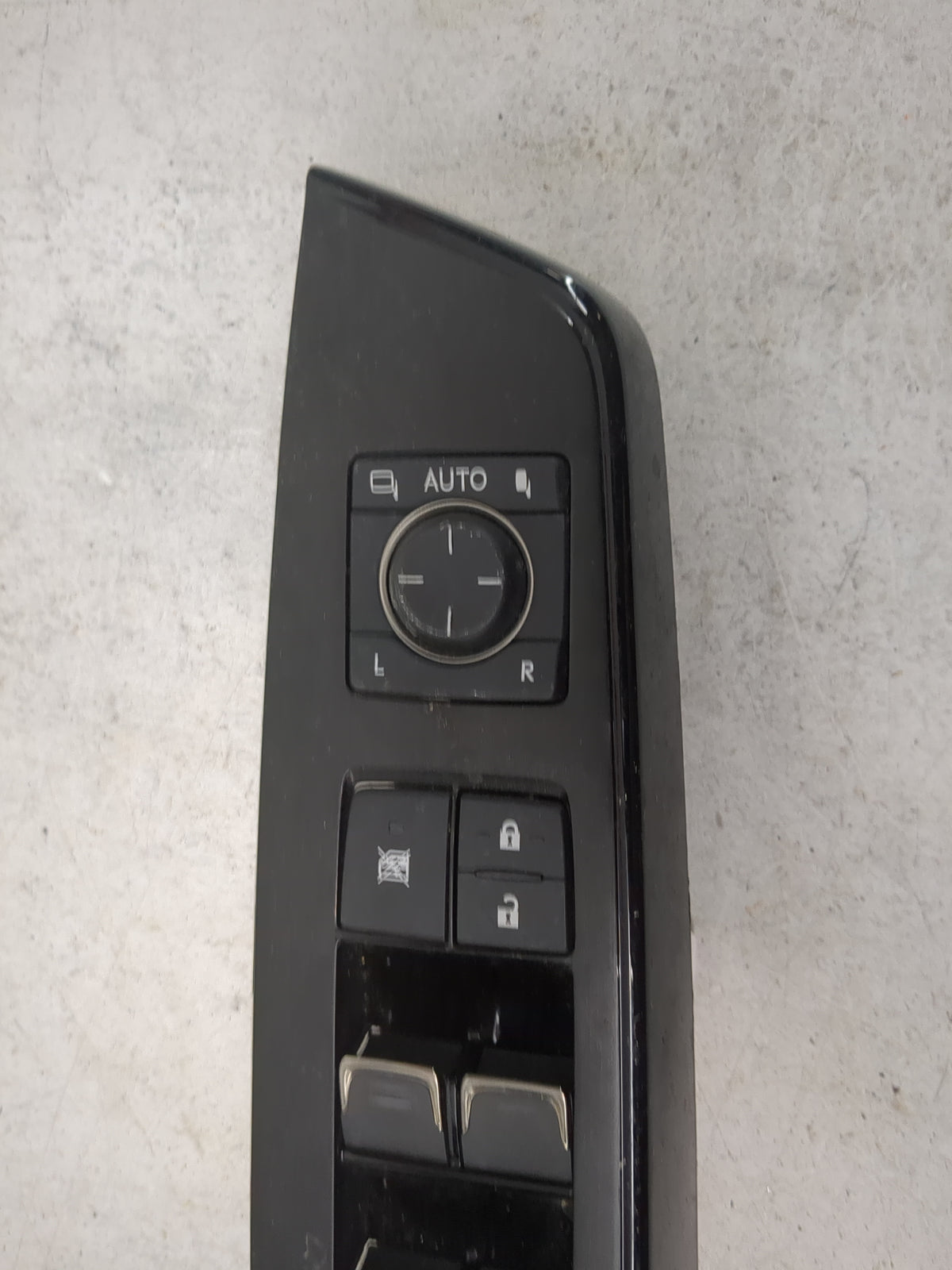 2023 Lexus Es350 Master Power Window Switch Replacement Driver Side Left P/N:21225A01 Fits OEM Used Auto Parts - Oemusedauto