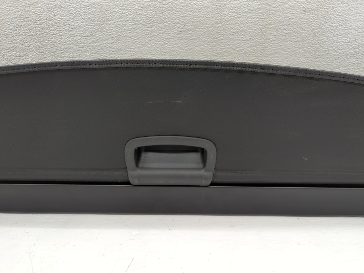 2023 Lincoln Aviator Rear Cargo Cover Storage Retractable Shade - Oemusedautoparts1.com