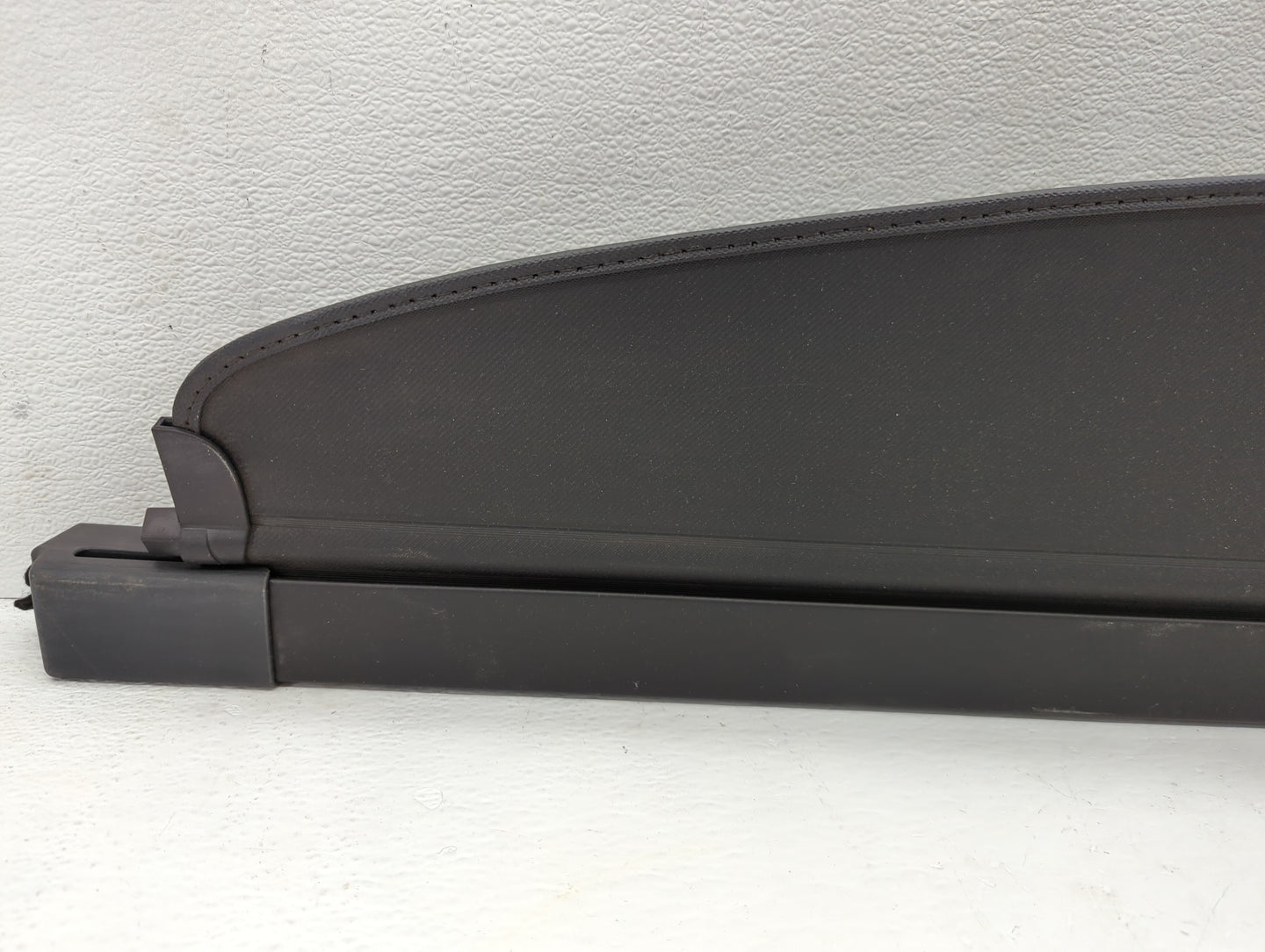 2023 Lincoln Aviator Rear Cargo Cover Storage Retractable Shade - Oemusedautoparts1.com