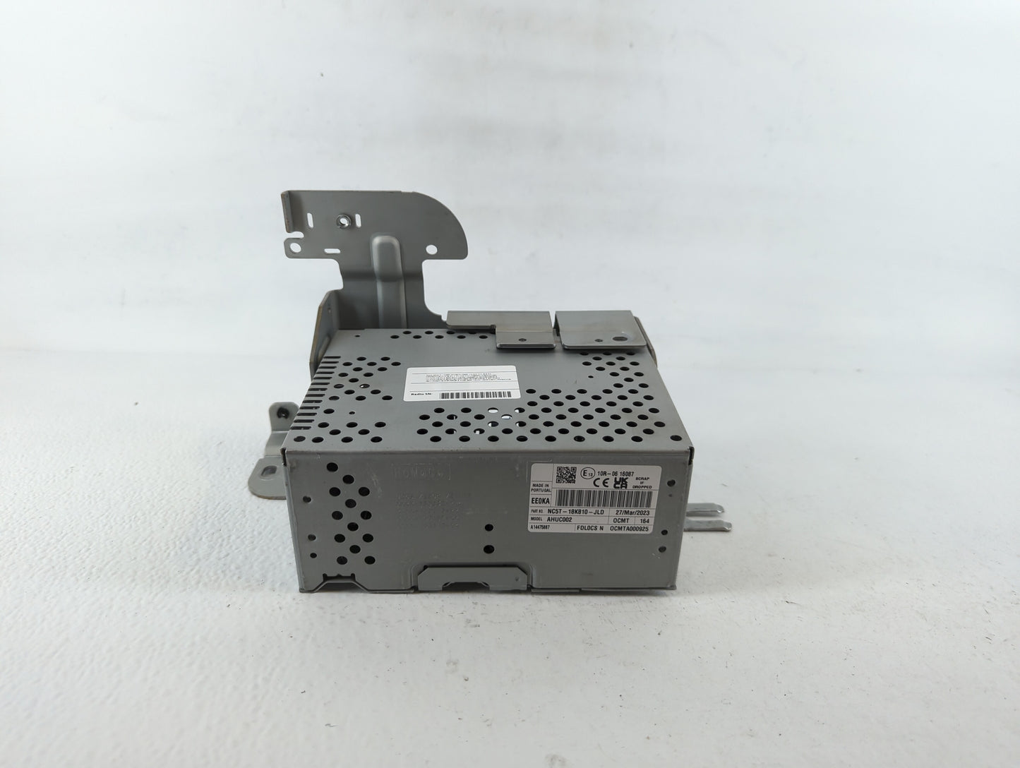2023 Lincoln Aviator Radio AM FM Cd Player Receiver Replacement P/N:NC5T-18K810-JLD Fits OEM Used Auto Parts - Oemusedautopa