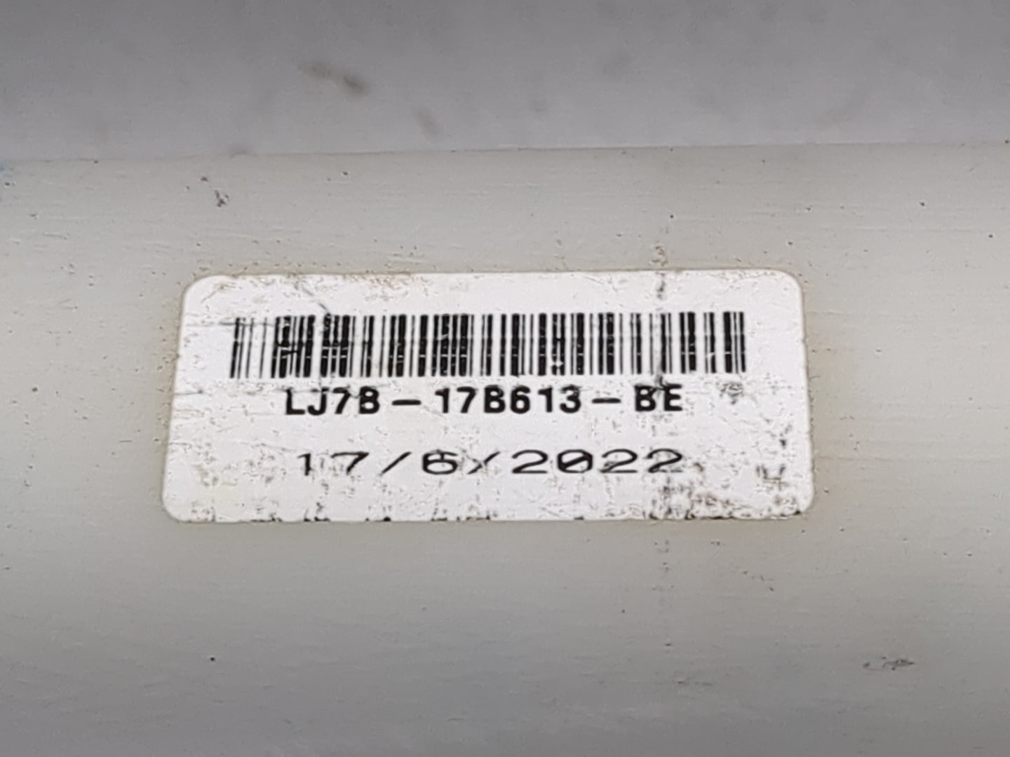 2020-2020 Lincoln Corsair Windshield Washer Fluid Reservoir Bottle - Oemusedautoparts1.com