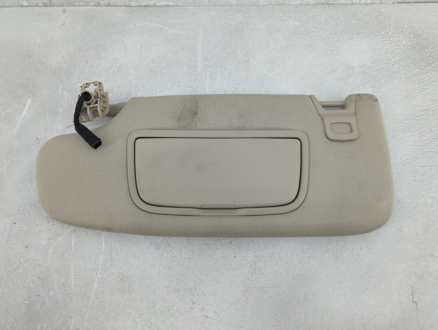 2020 Lincoln Nautilus Sun Visor Shade Replacement Driver Left Mirror Fits OEM Used Auto Parts - Oemusedautoparts1.com