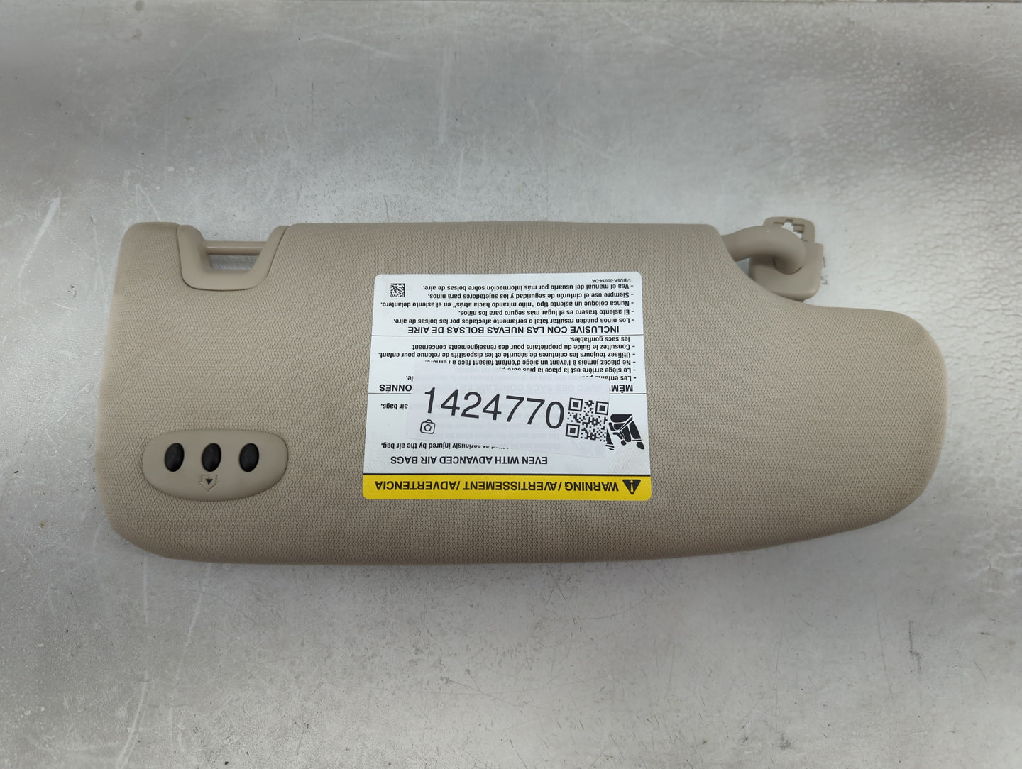 2020 Lincoln Nautilus Sun Visor Shade Replacement Driver Left Mirror Fits OEM Used Auto Parts - Oemusedautoparts1.com