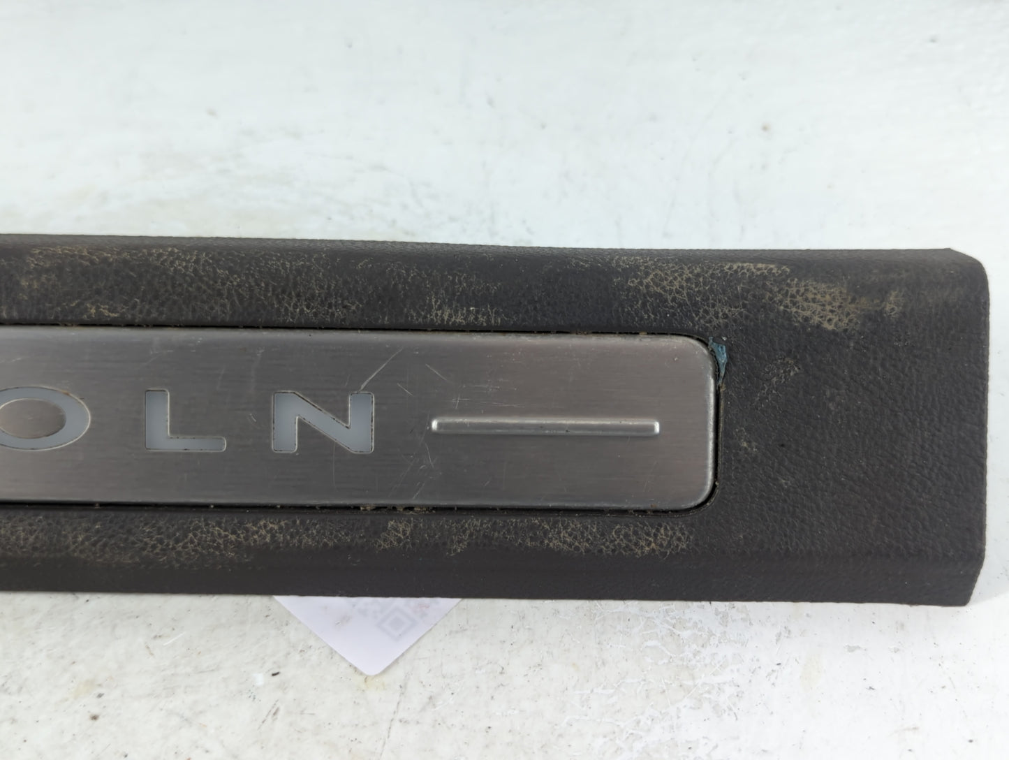2023 Lincoln Nautilus DOOR SILL SCUFF PLATE TRIM COVER - Oemusedautoparts1.com
