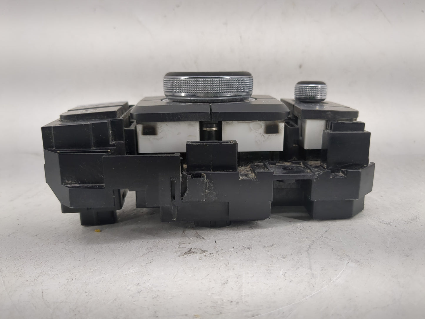2019-2022 Mazda 3 Radio AM FM Cd Player Receiver Replacement P/N:BDGF 66 CM0 B Fits Fits 2019 2020 2021 2022 OEM Used Auto P