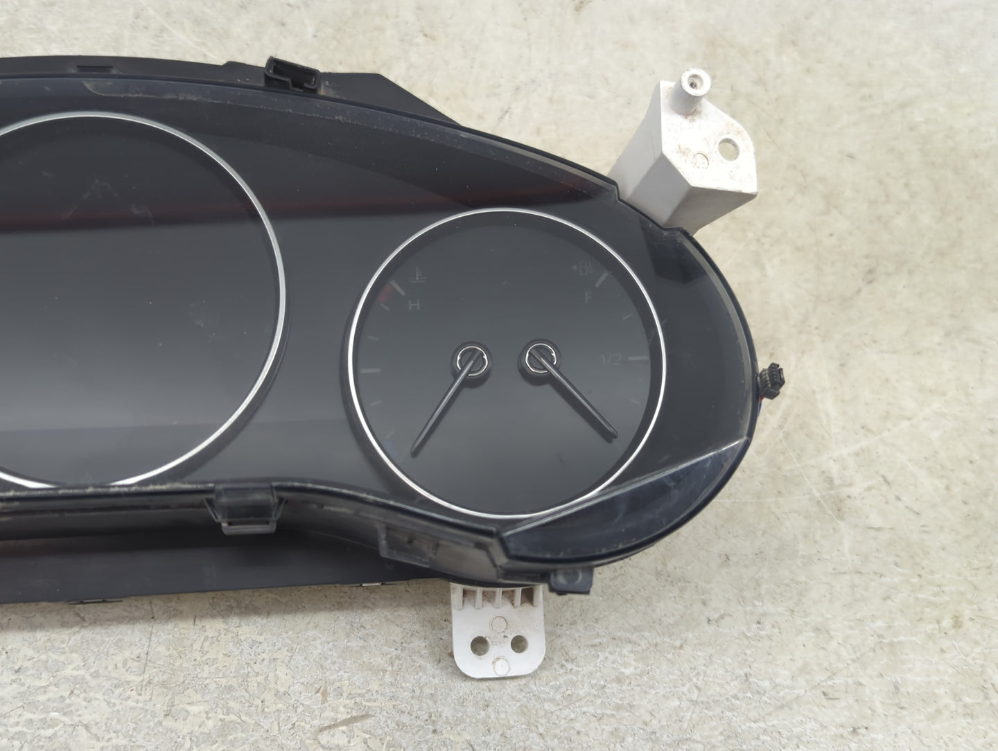 2021-2022 Mazda 3 Instrument Cluster Speedometer Gauges P/N:VPJJVF-10849-NM Fits Fits 2021 2022 OEM Used Auto Parts - Oemuse