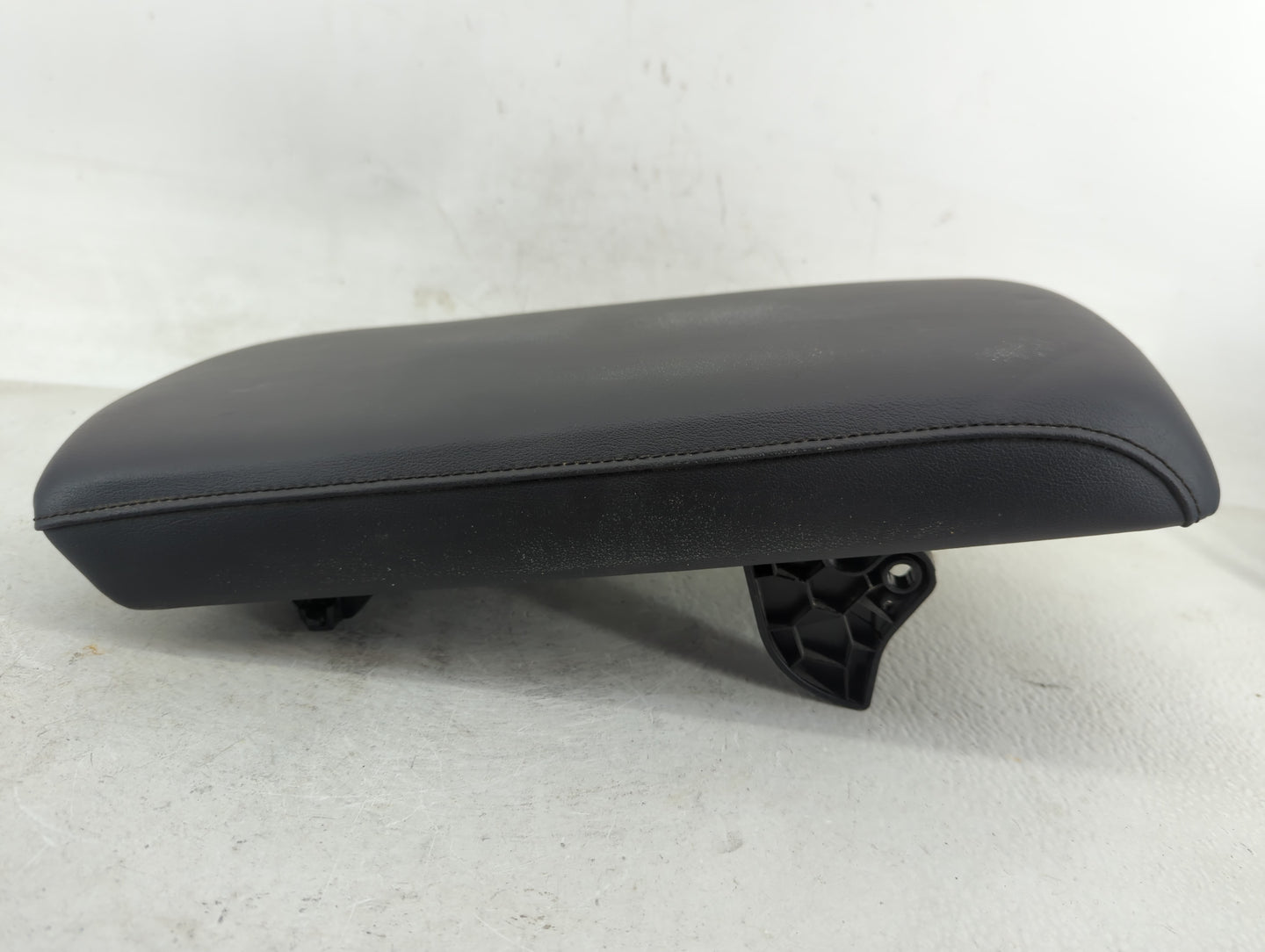 2023 Mazda 3 Center Console Armrest Cover Lid Fits OEM Used Auto Parts - Oemusedautoparts1.com