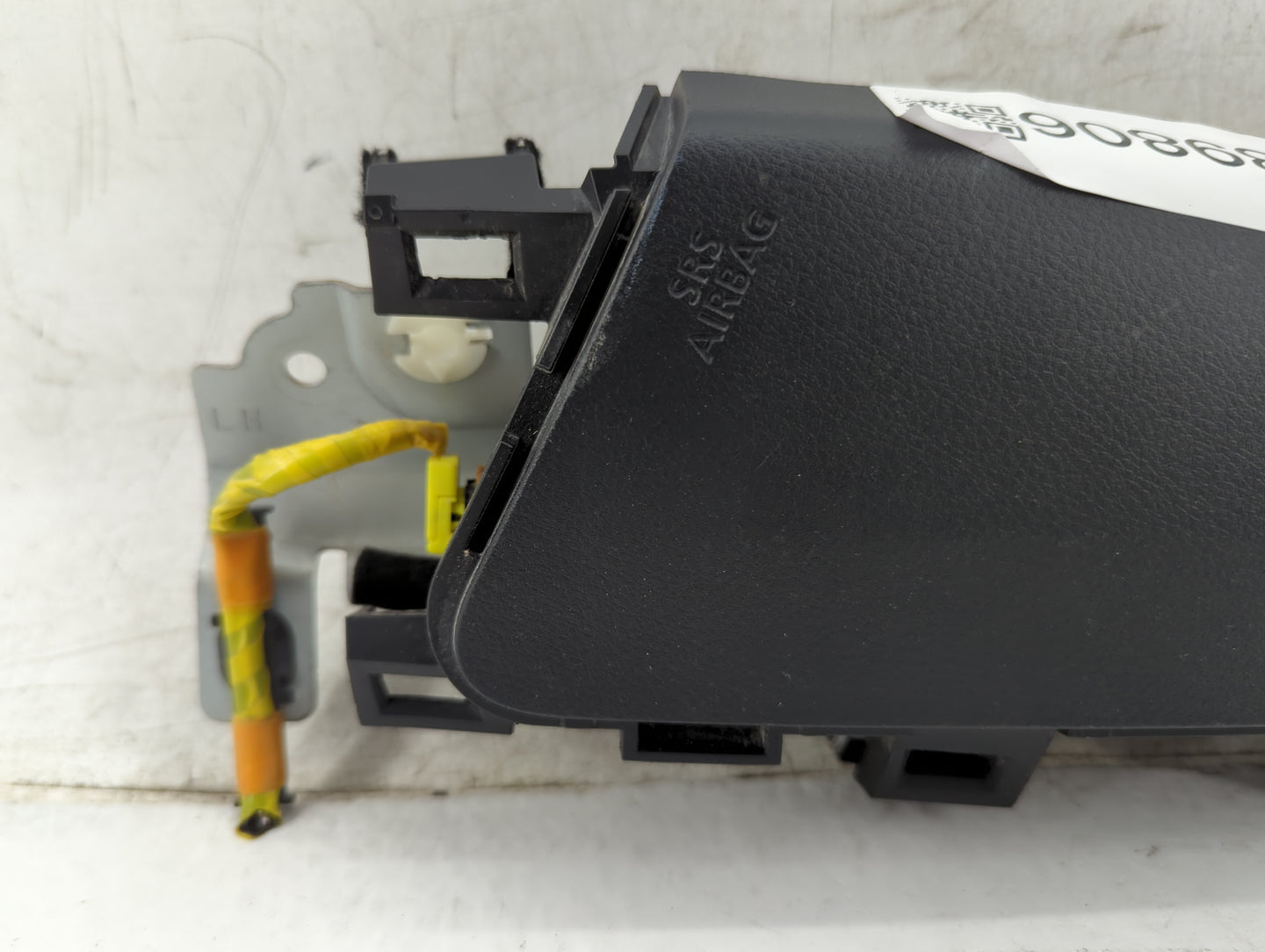 2019-2022 Mazda 3 Air Bag Passenger Right Knee OEM Fits Fits 2019 2020 2021 2022 OEM Used Auto Parts - Oemusedautoparts1.com