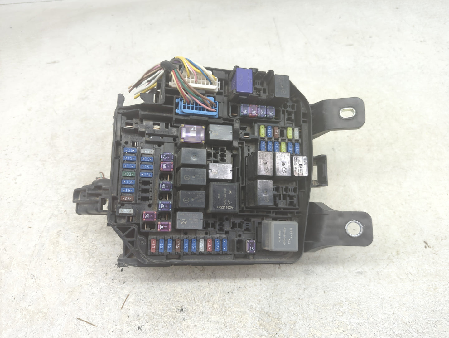 2023 Mazda 3 Fusebox Fuse Box Panel Relay Module P/N:BCKA 6676Y Fits Fits 2020 2021 2022 OEM Used Auto Parts - Oemusedautopa