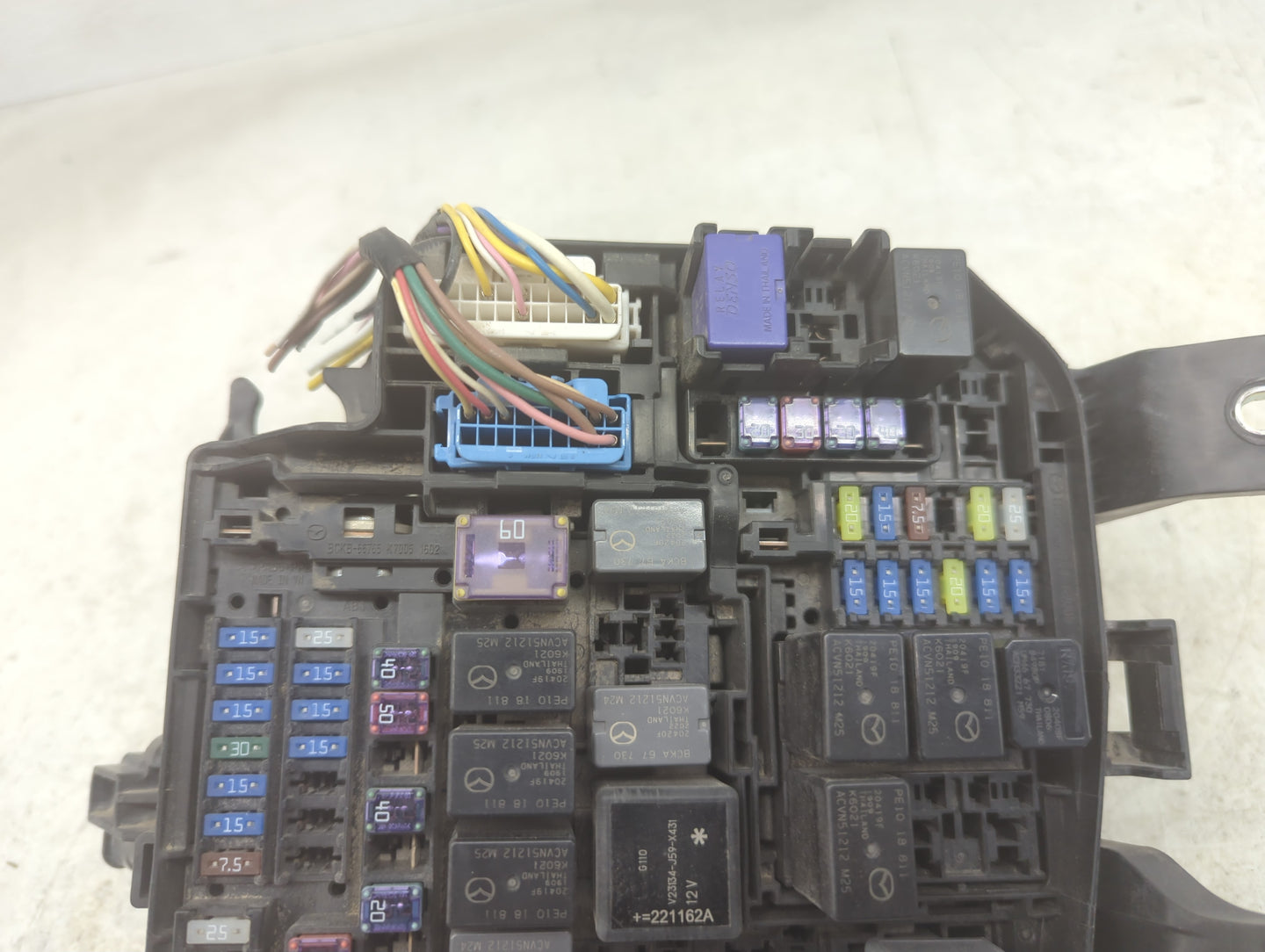 2023 Mazda 3 Fusebox Fuse Box Panel Relay Module P/N:BCKA 6676Y Fits Fits 2020 2021 2022 OEM Used Auto Parts - Oemusedautopa