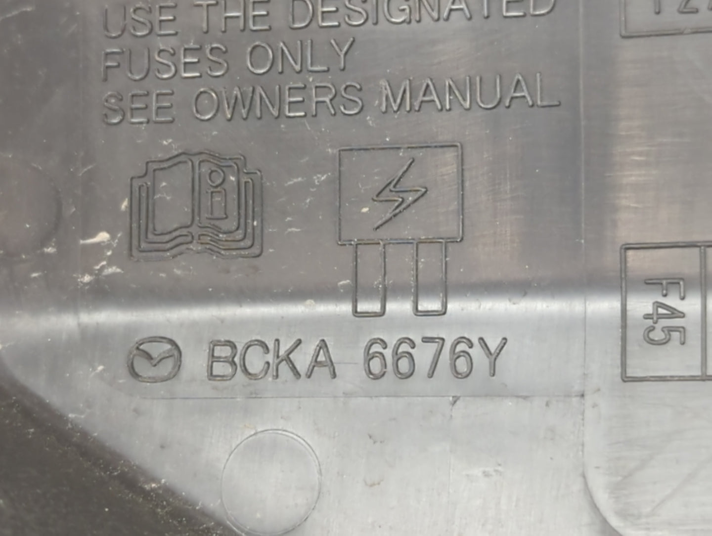 2023 Mazda 3 Fusebox Fuse Box Panel Relay Module P/N:BCKA 6676Y Fits Fits 2020 2021 2022 OEM Used Auto Parts - Oemusedautopa