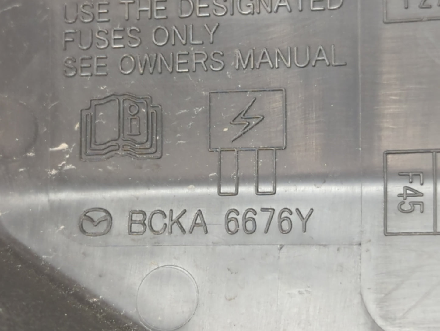 2023 Mazda 3 Fusebox Fuse Box Panel Relay Module P/N:BCKA 6676Y Fits Fits 2020 2021 2022 OEM Used Auto Parts - Oemusedautopa