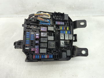 2023 Mazda 3 Fusebox Fuse Box Panel Relay Module P/N:BCKA 6676Y Fits Fits 2020 2021 2022 OEM Used Auto Parts