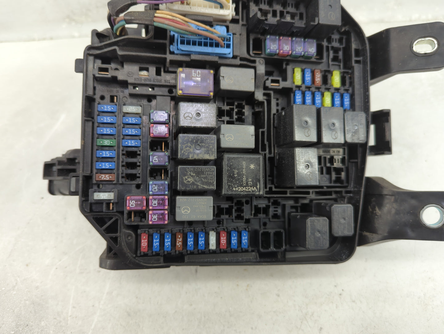 2023 Mazda 3 Fusebox Fuse Box Panel Relay Module P/N:BCKA 6676Y Fits Fits 2020 2021 2022 OEM Used Auto Parts - Oemusedautopa