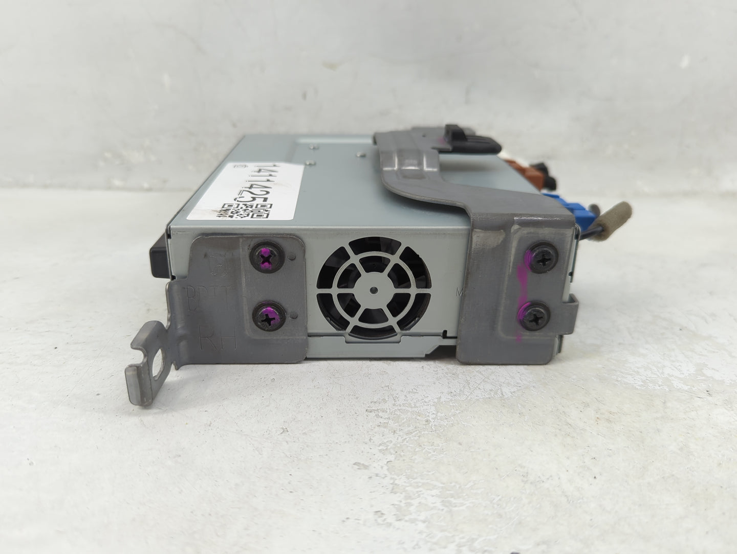2023 Mazda Cx-30 Radio AM FM Cd Player Receiver Replacement P/N:BGMR669C0F Fits OEM Used Auto Parts - Oemusedautoparts1.com