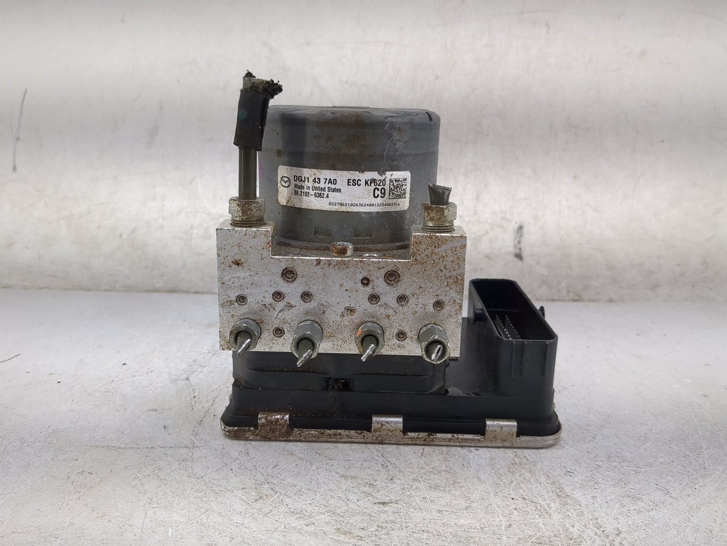 2020-2022 Mazda Cx-30 ABS Pump Control Module Replacement P/N:DGJ1437A0 ESC KF620 Fits Fits 2020 2021 2022 OEM Used Auto Par