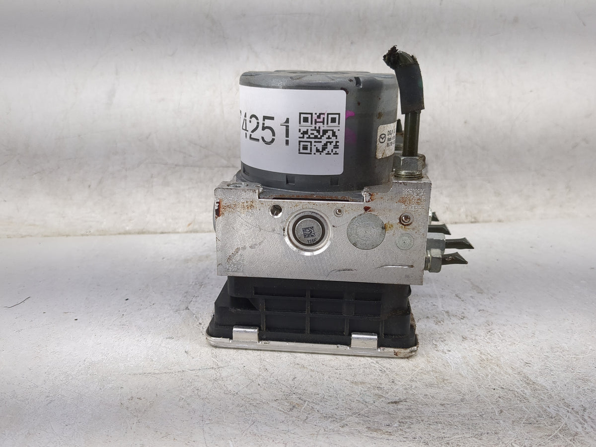 2020-2022 Mazda Cx-30 Anti-Lock Brake ABS Pump Module Actuator OEM P/N:DGJ1437A0 ESC KF620 Fits Fits 2020 2021 2022 OEM Used