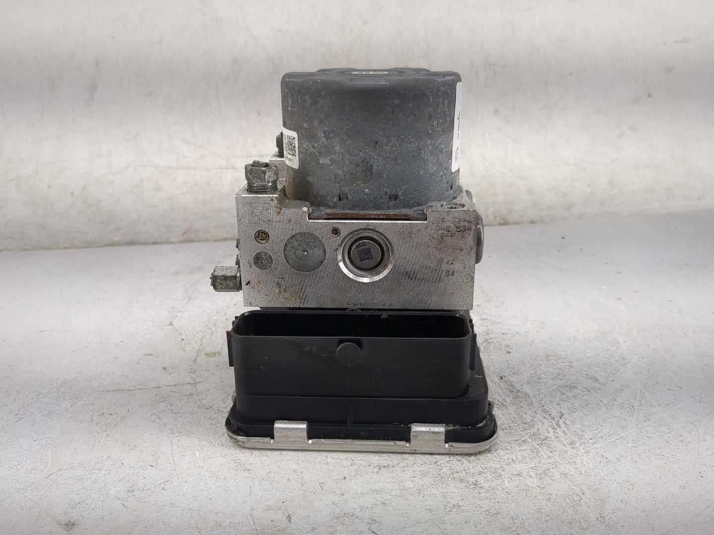 2020-2022 Mazda Cx-30 ABS Pump Control Module Replacement P/N:DGJ1437A0 06.2102-6362.4 Fits Fits 2020 2021 2022 OEM Used Aut