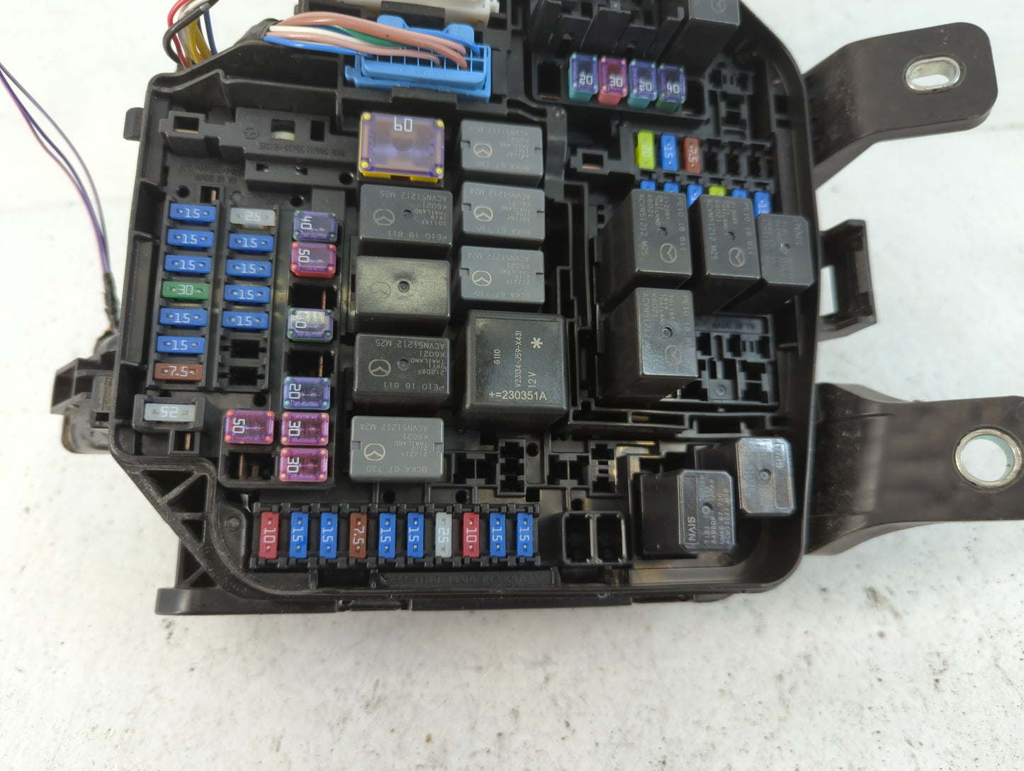 2020-2022 Mazda Cx-30 Fusebox Fuse Box Panel Relay Module P/N:6676Y Fits Fits 2020 2021 2022 OEM Used Auto Parts - Oemusedau
