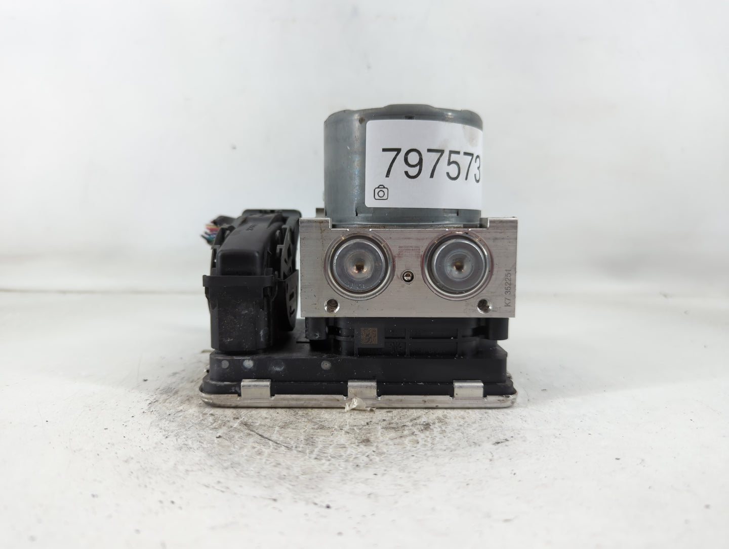 2020-2022 Mazda Cx-30 ABS Pump Control Module Replacement P/N:DGJ1 43 7A0 Fits Fits 2020 2021 2022 OEM Used Auto Parts - Oem