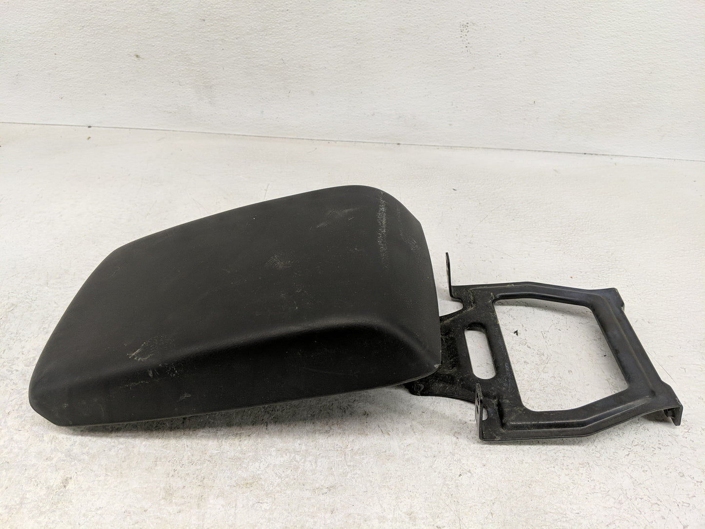 2023 Mazda Cx-5 Center Console Armrest Cover Lid Fits OEM Used Auto Parts - Oemusedautoparts1.com