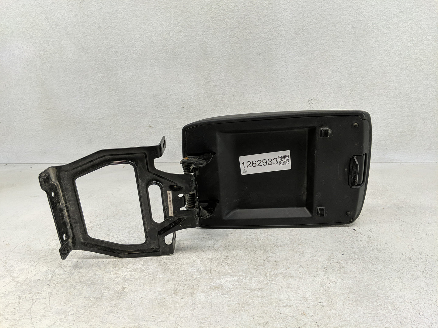 2023 Mazda Cx-5 Center Console Armrest Cover Lid Fits OEM Used Auto Parts - Oemusedautoparts1.com