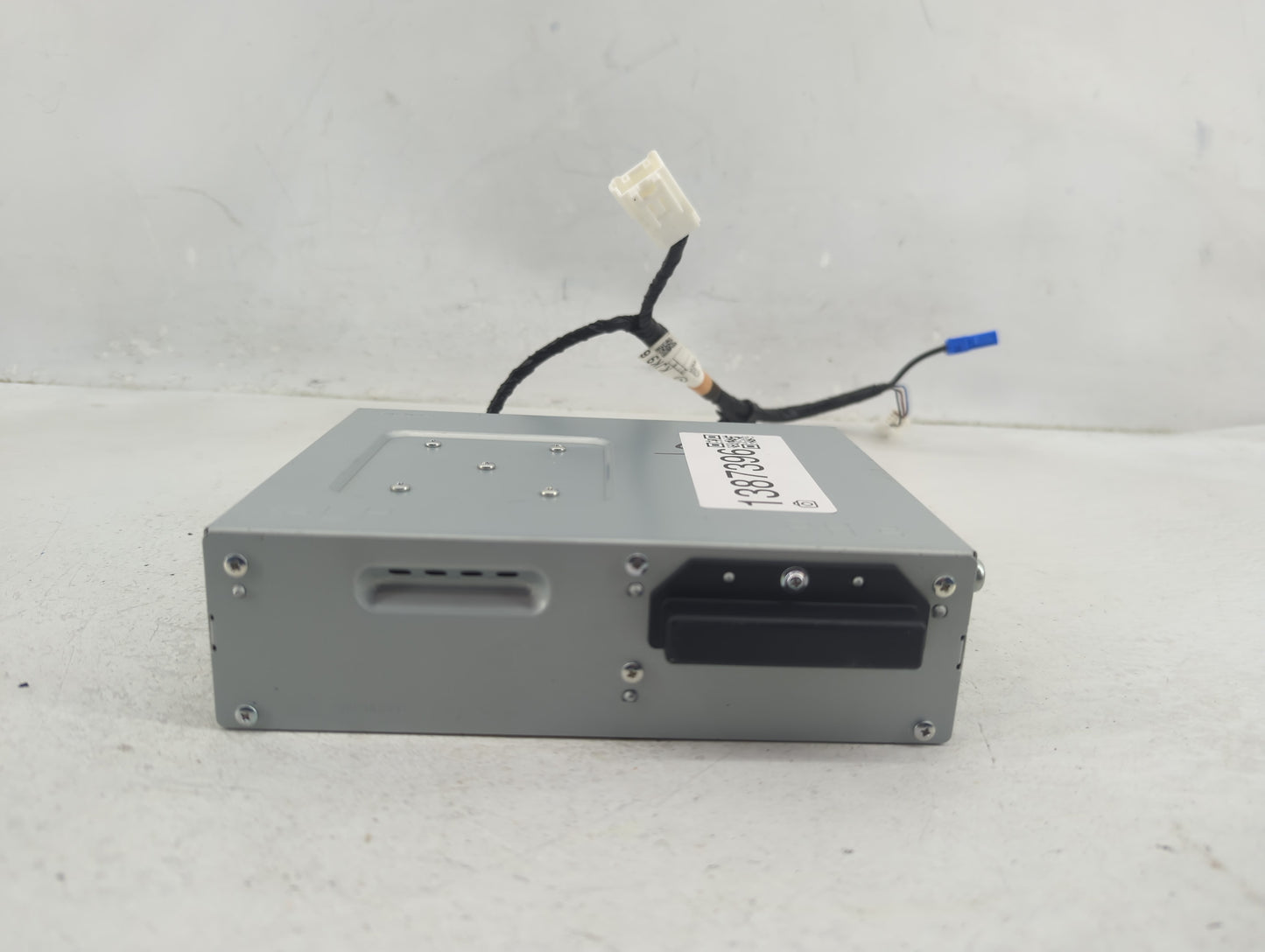 2021-2022 Mazda Cx-5 Radio AM FM Cd Player Receiver Replacement P/N:TC3P 66 9C0L Fits Fits 2021 2022 OEM Used Auto Parts - O